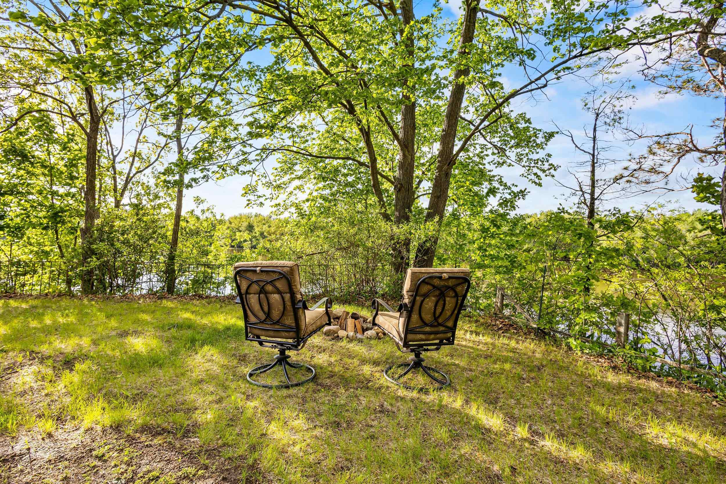 N5101 Hemlock Street