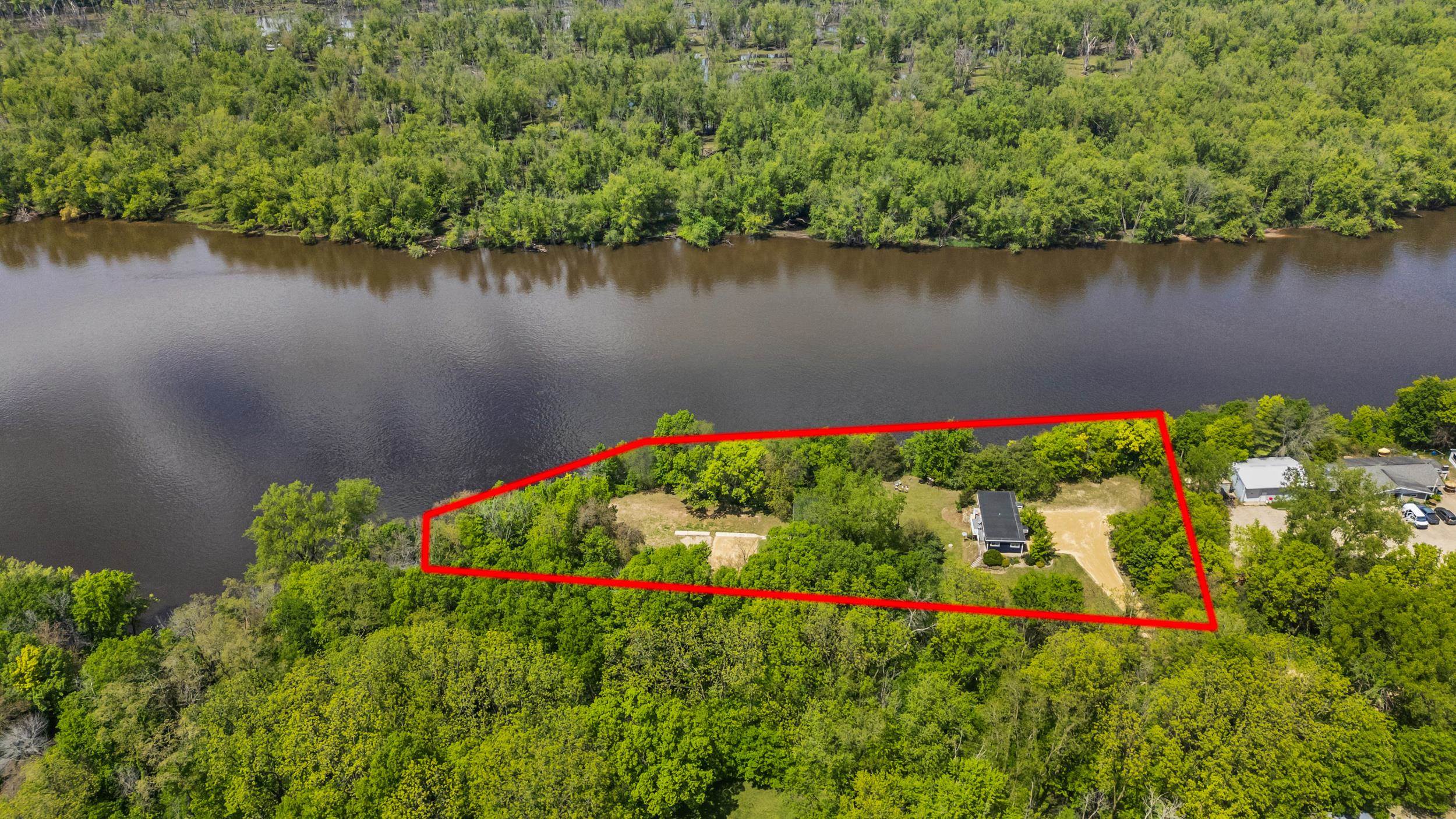 N5101 Hemlock Street