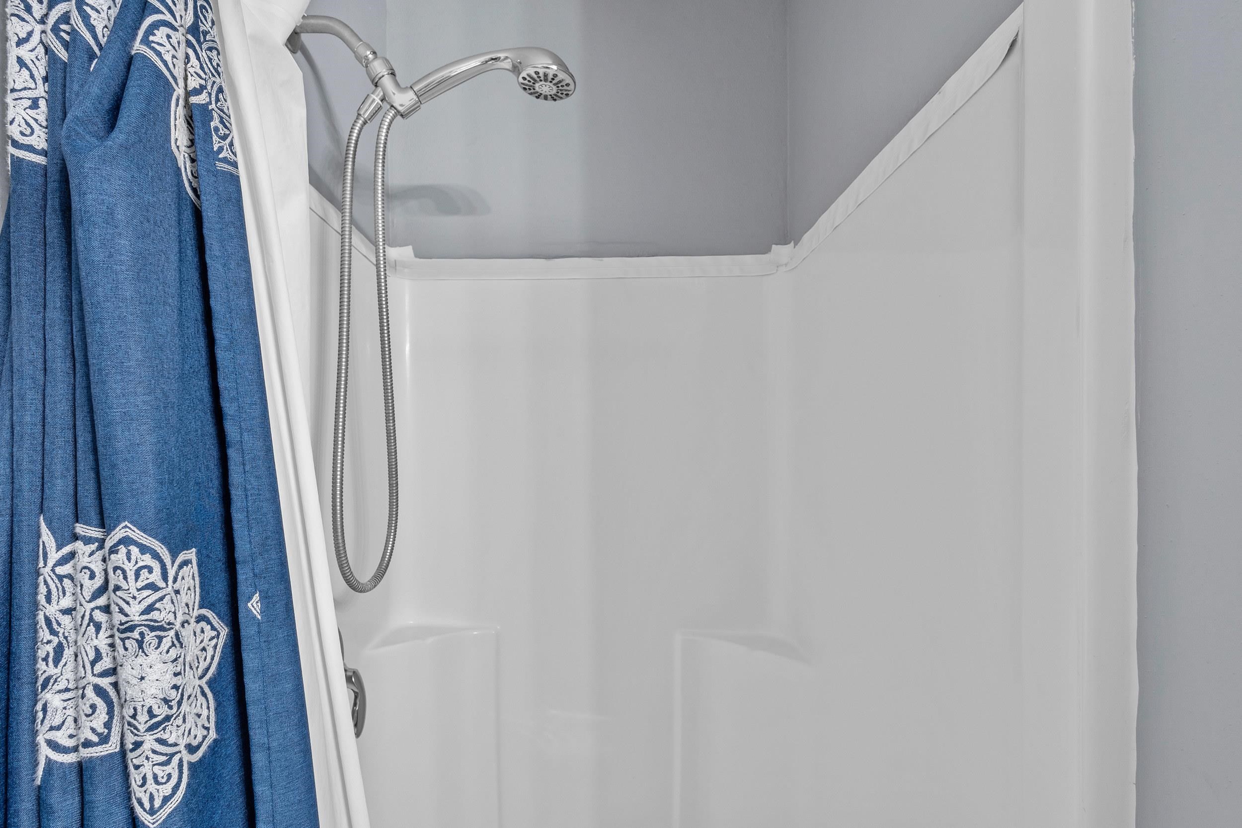 N5101 Hemlock Street