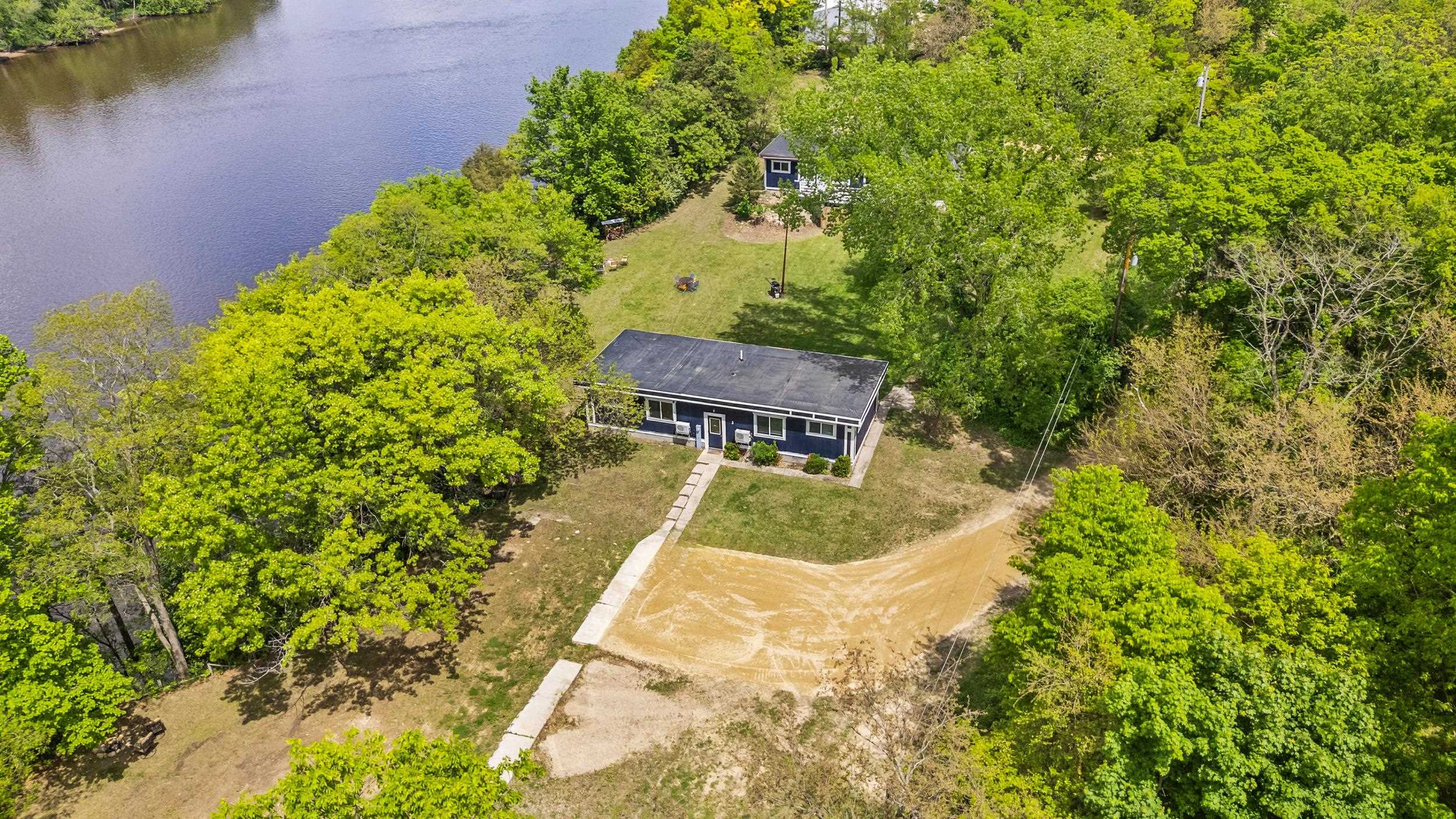 N5101 Hemlock Street