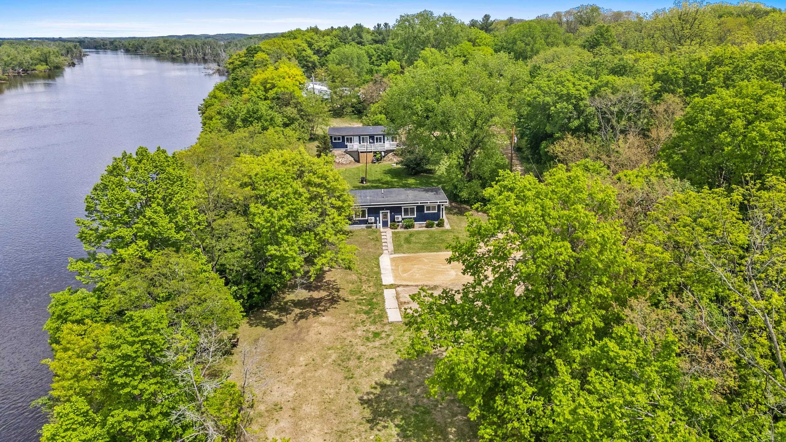 N5101 Hemlock Street