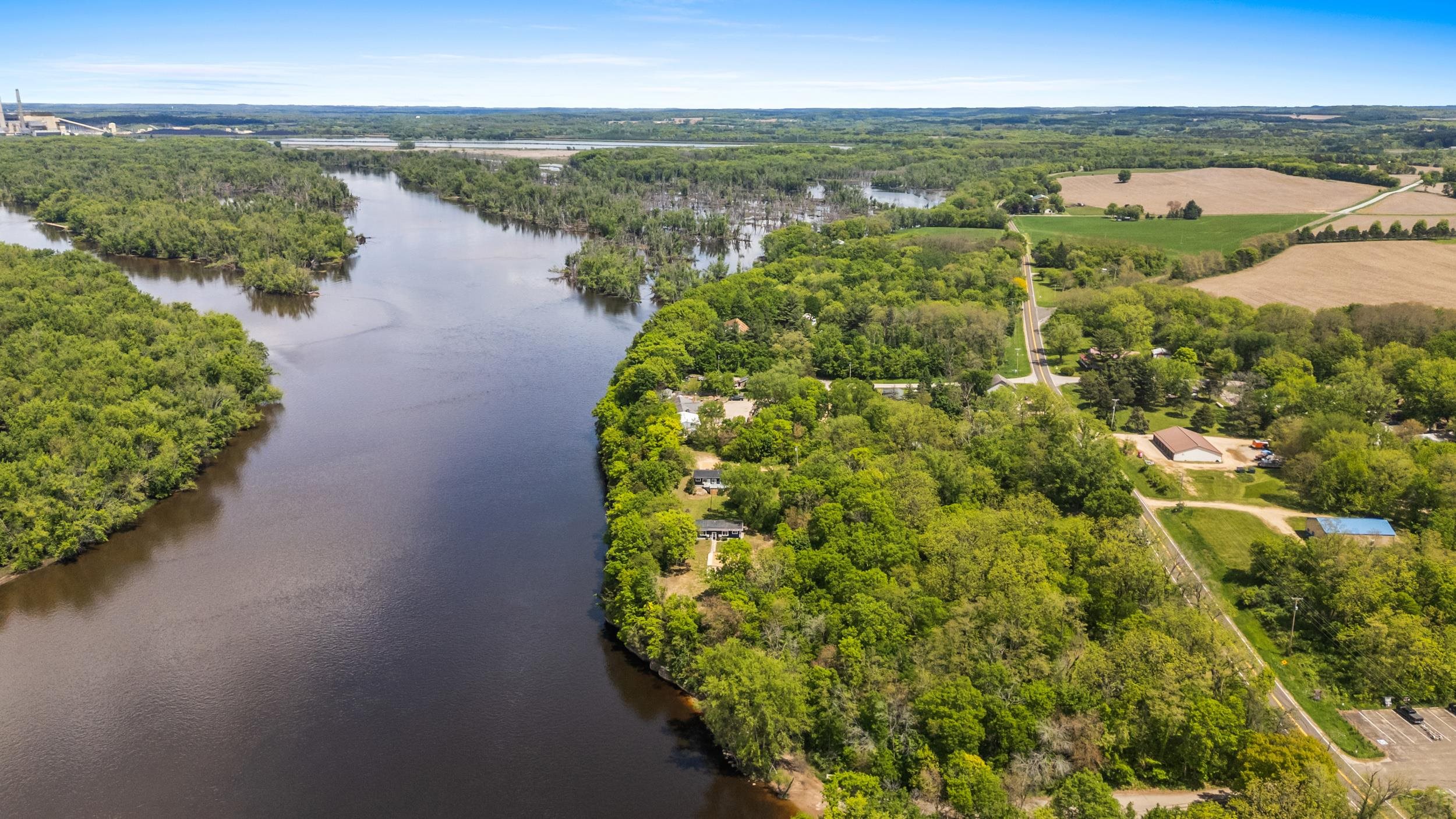 N5101 Hemlock Street