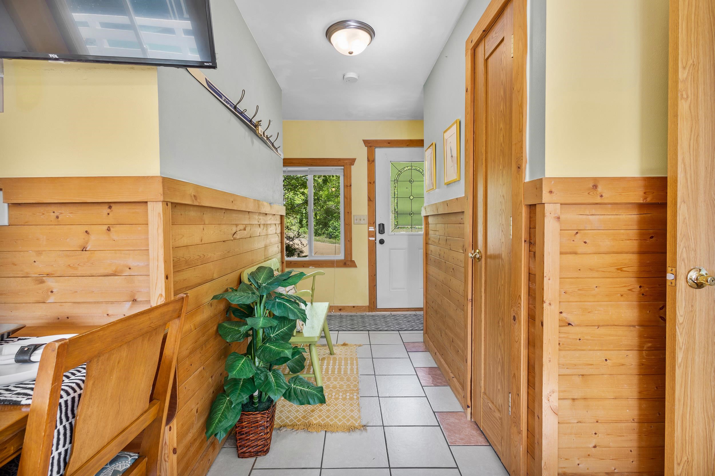 N5101 Hemlock Street