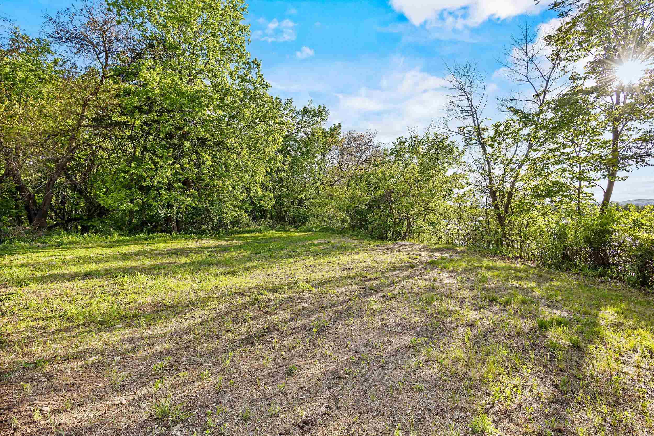 N5101 Hemlock Street