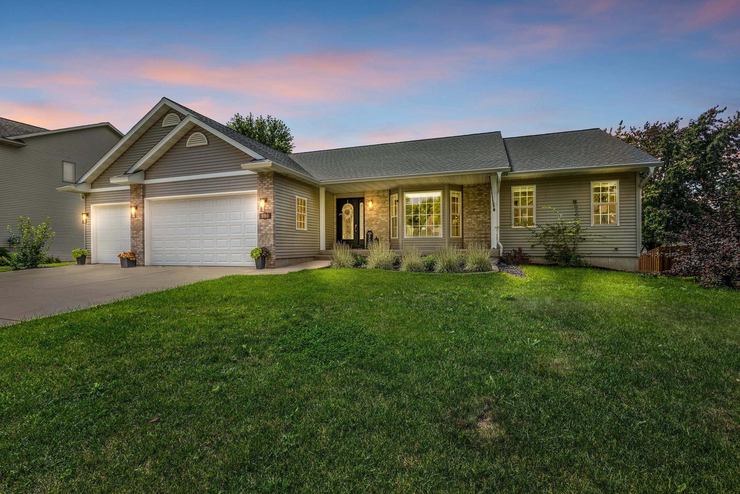 980 Norridge Drive