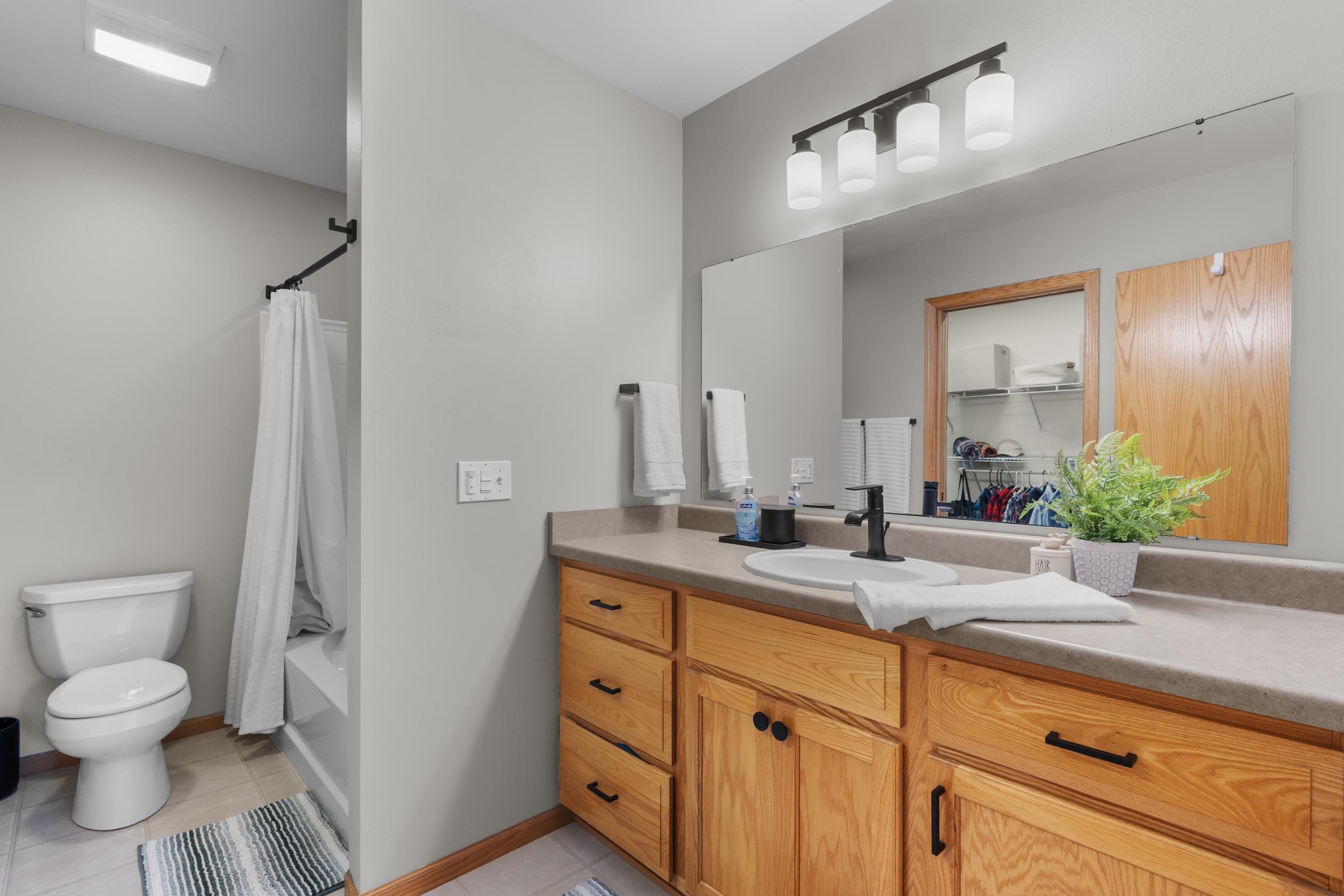 6002 Eagle Cave Drive