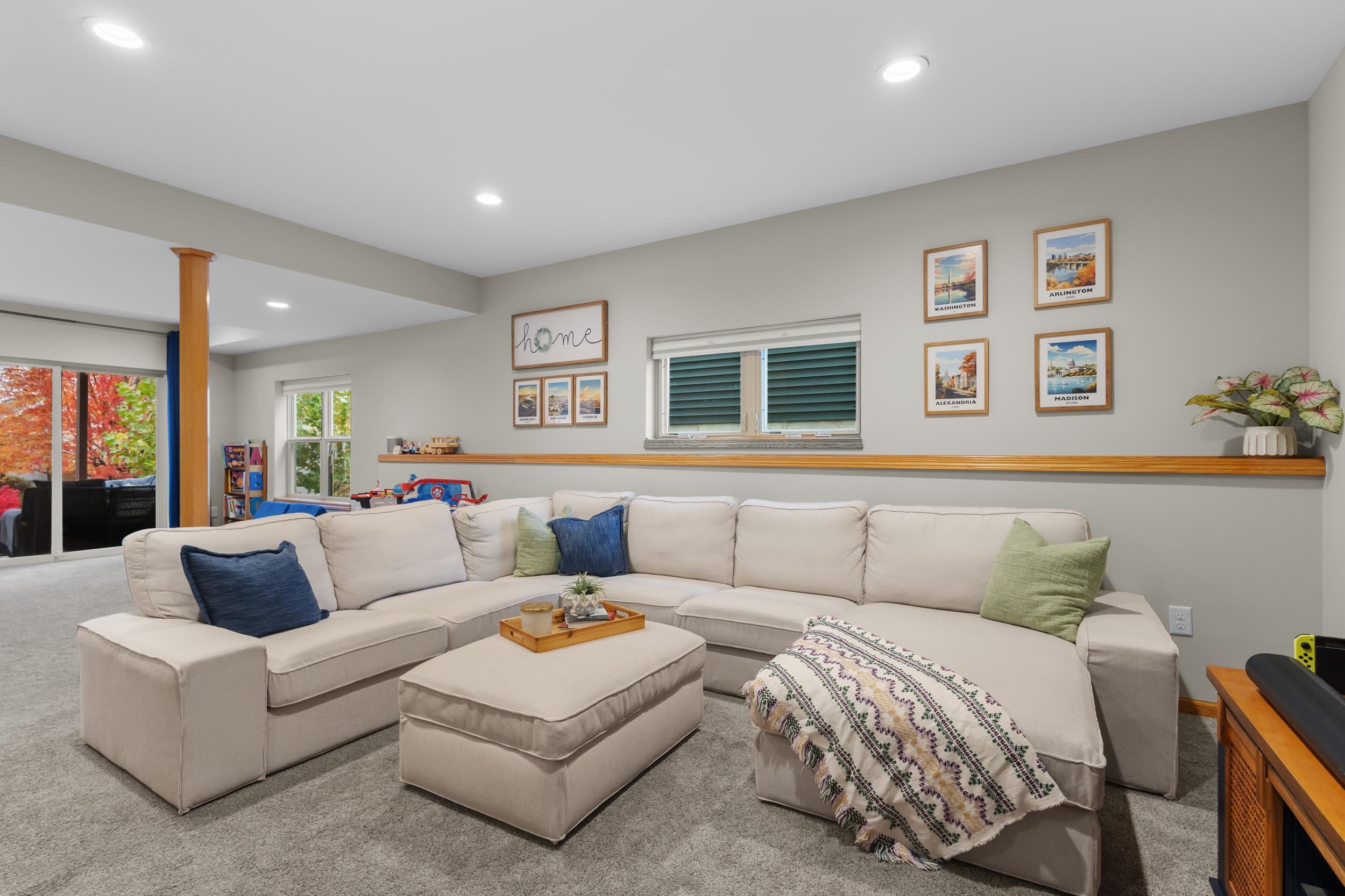 6002 Eagle Cave Drive