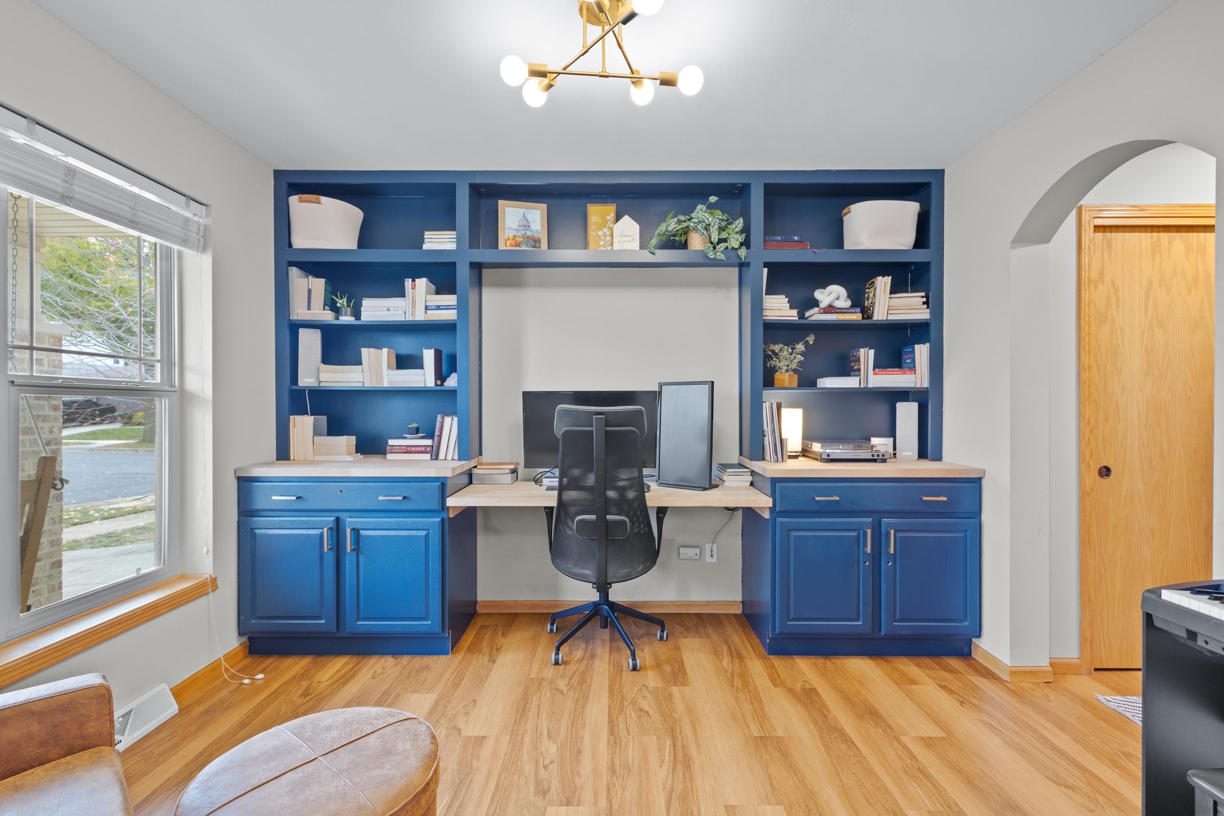 6002 Eagle Cave Drive