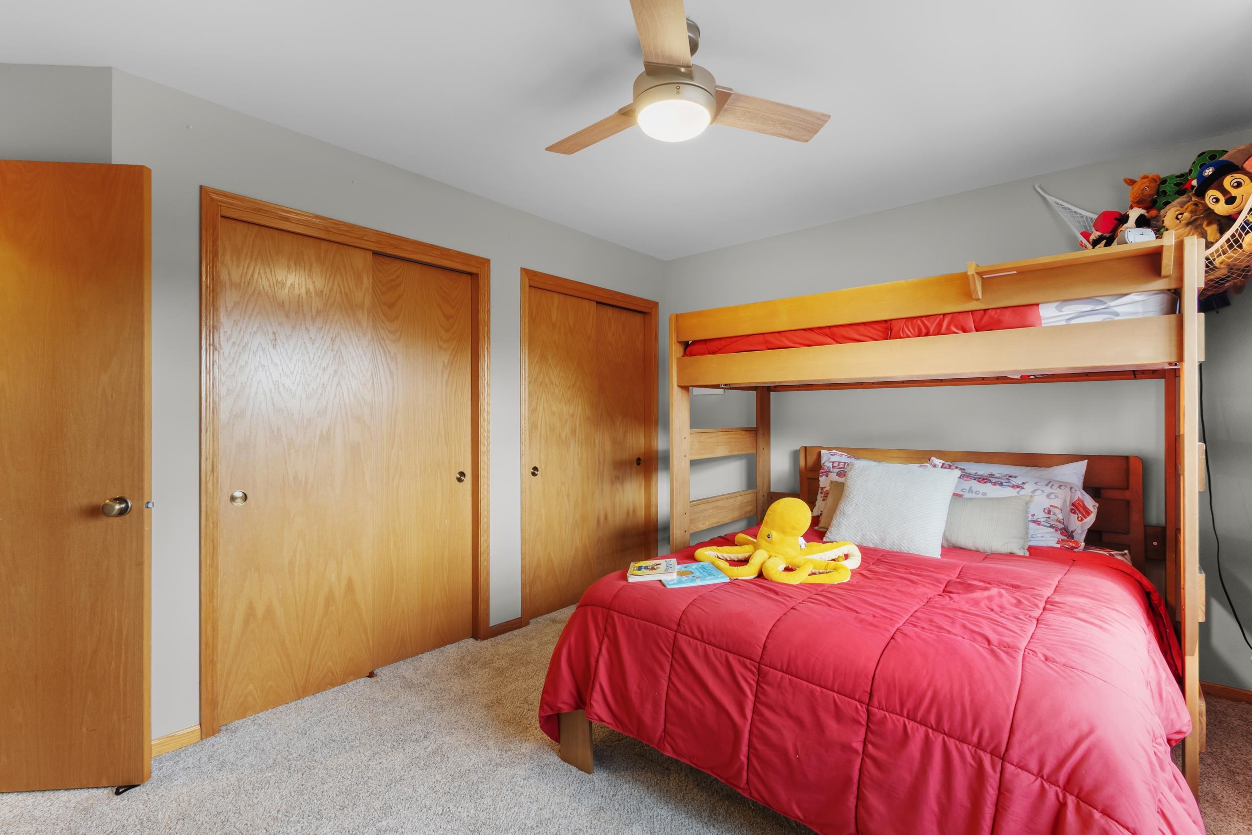 6002 Eagle Cave Drive