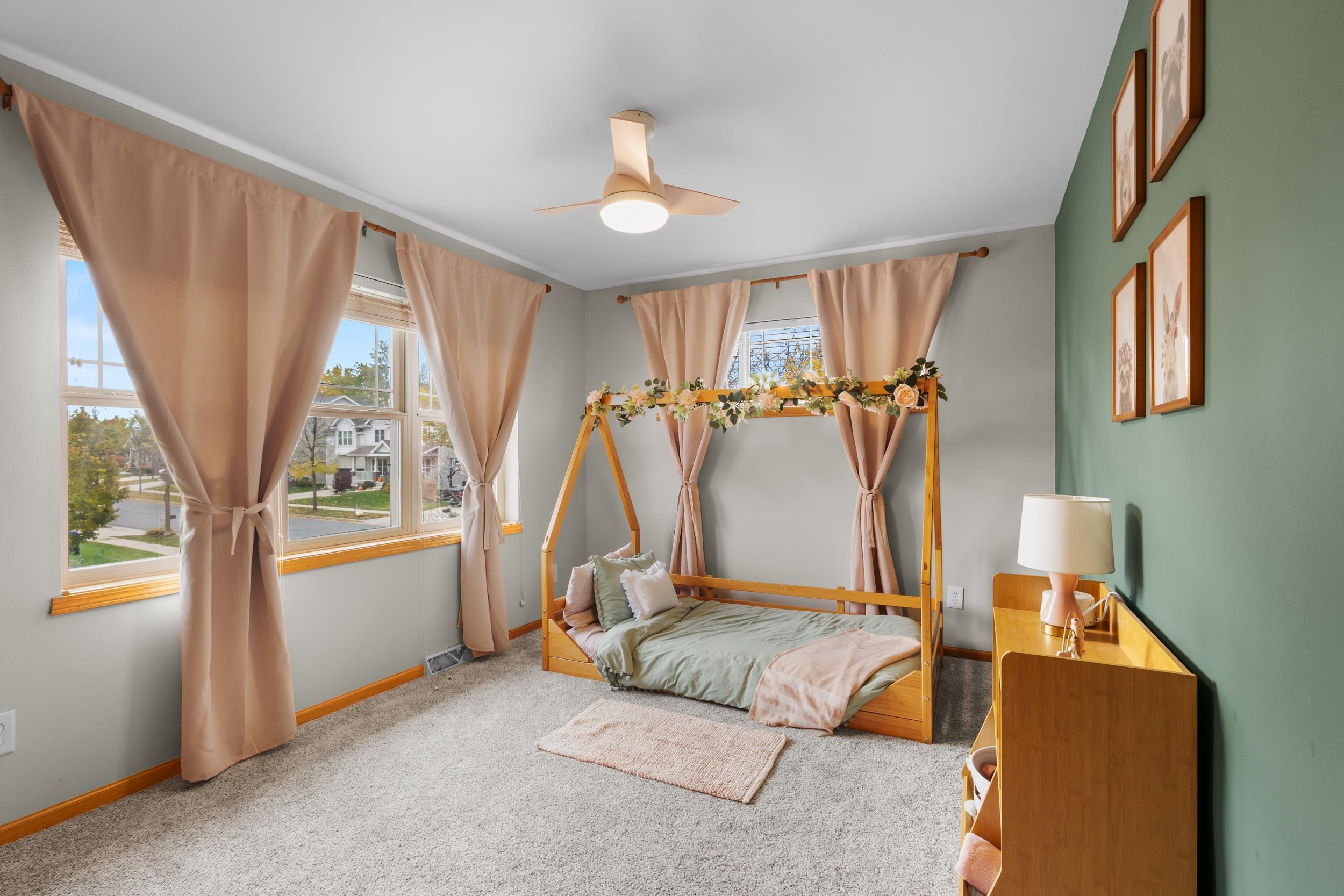 6002 Eagle Cave Drive