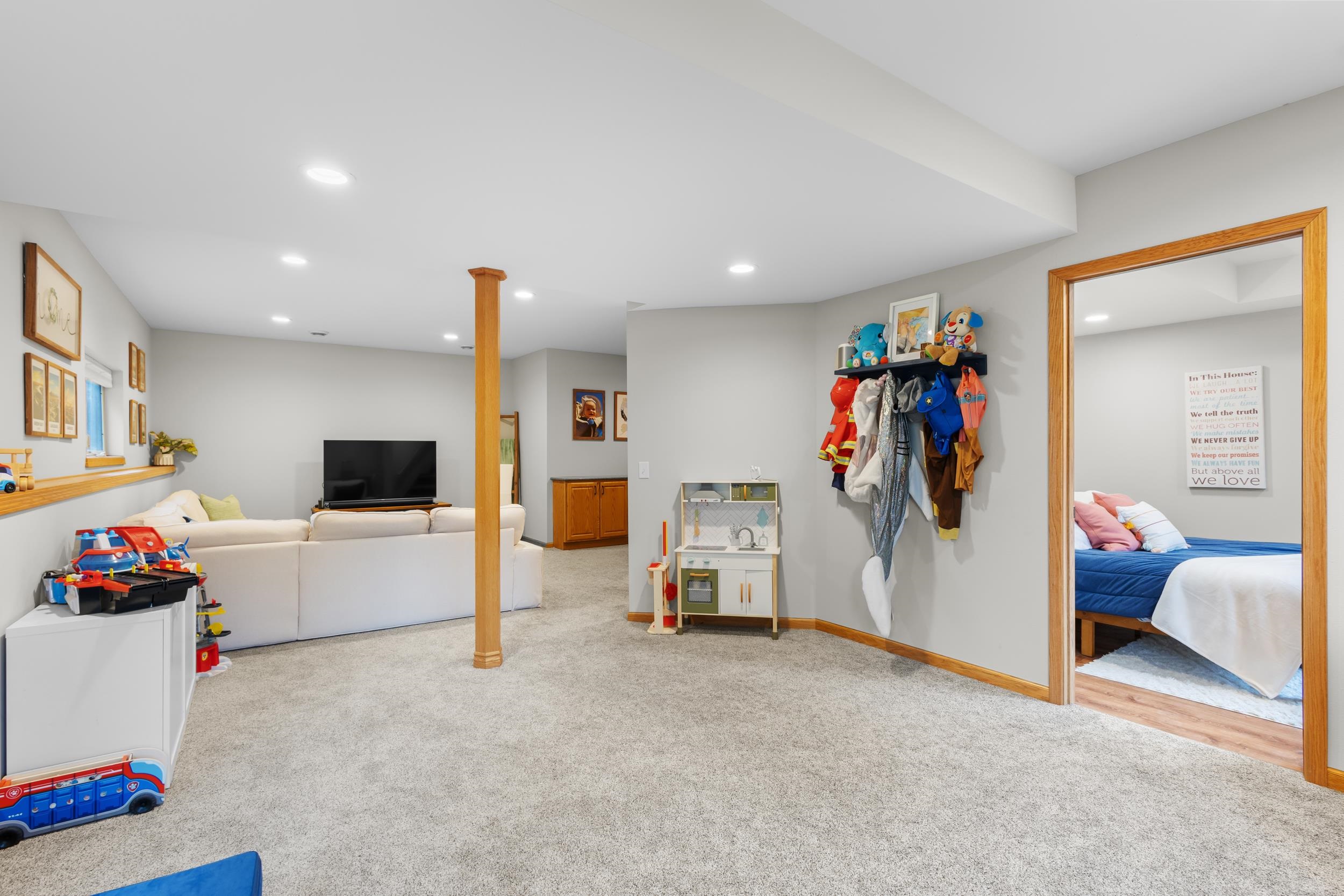 6002 Eagle Cave Drive