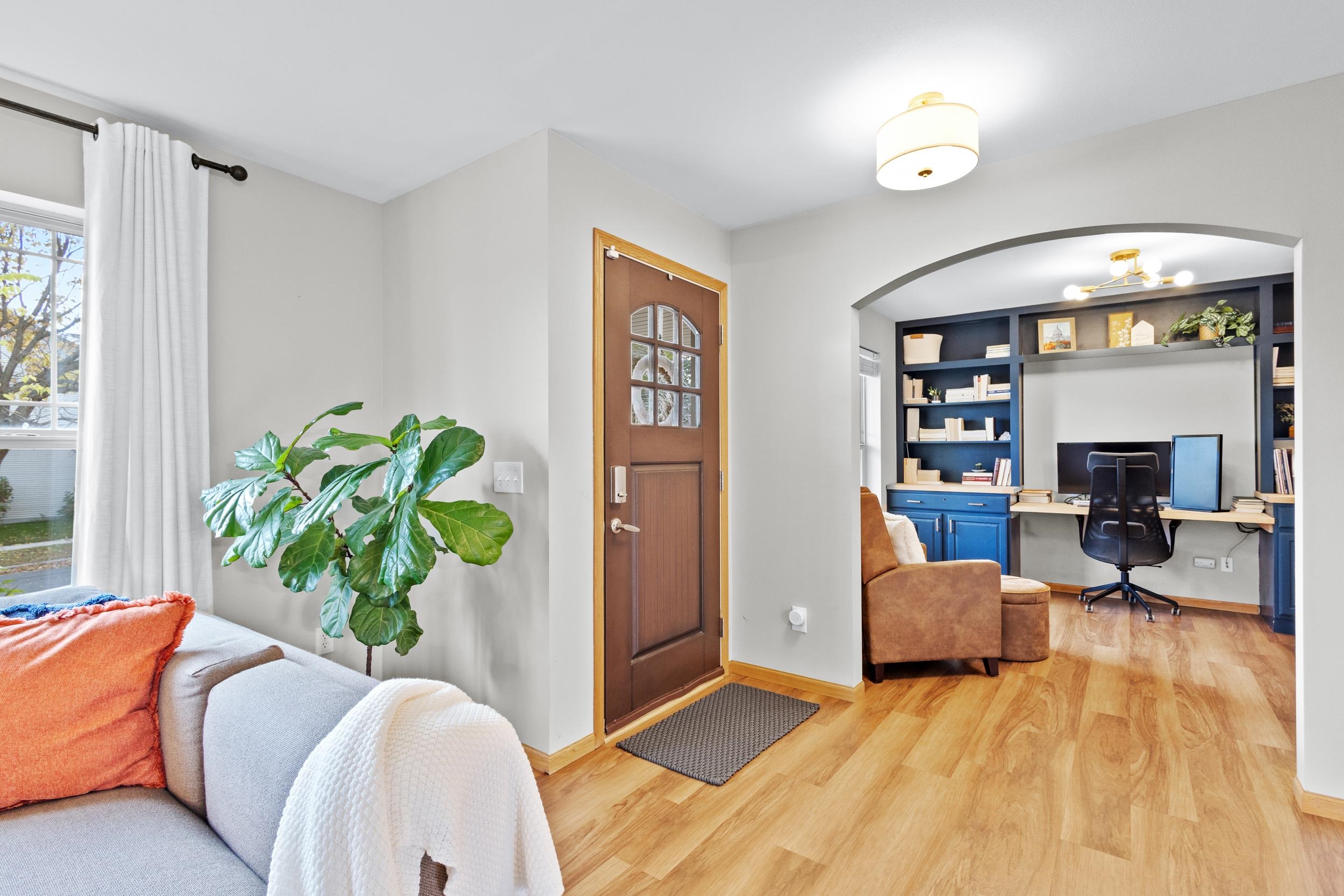 6002 Eagle Cave Drive