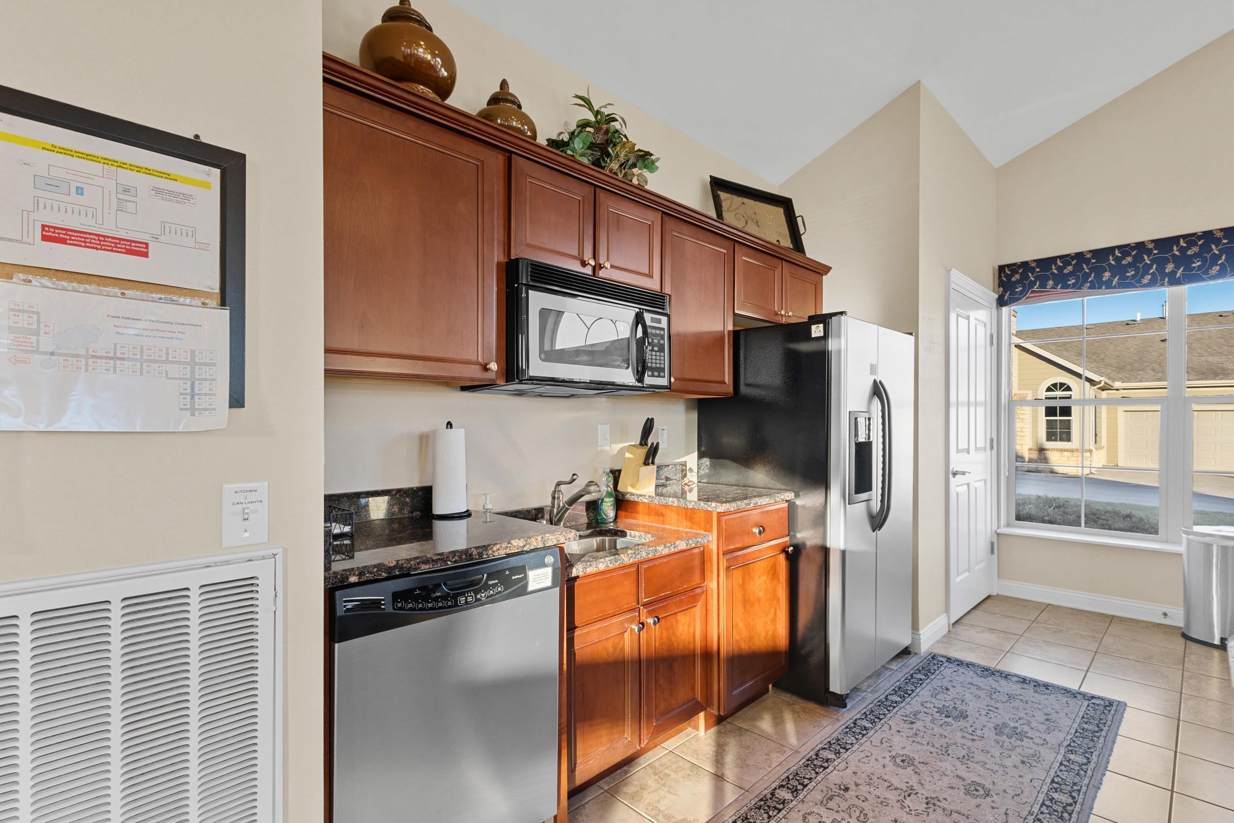 10 Pond View Way