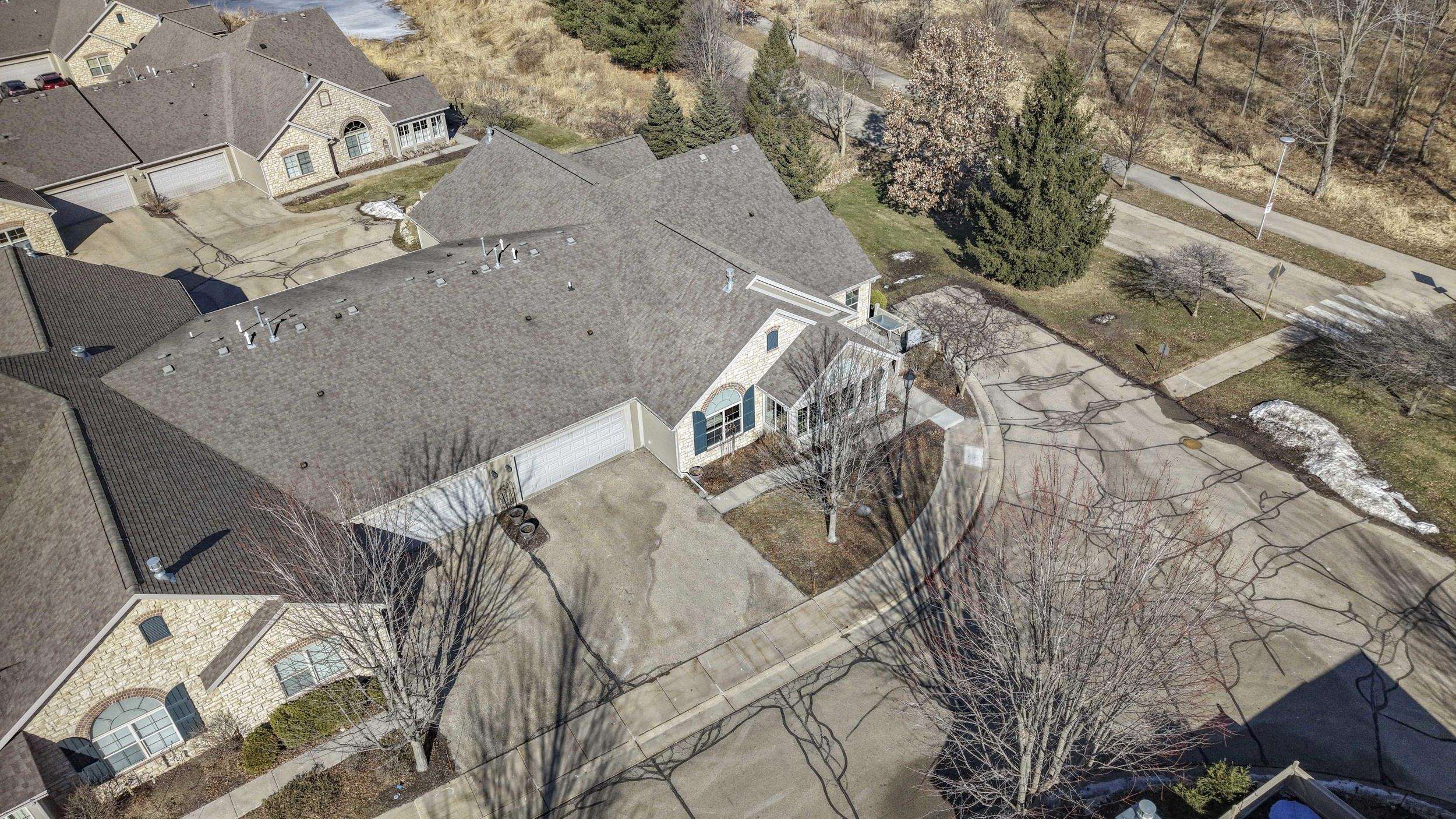 10 Pond View Way