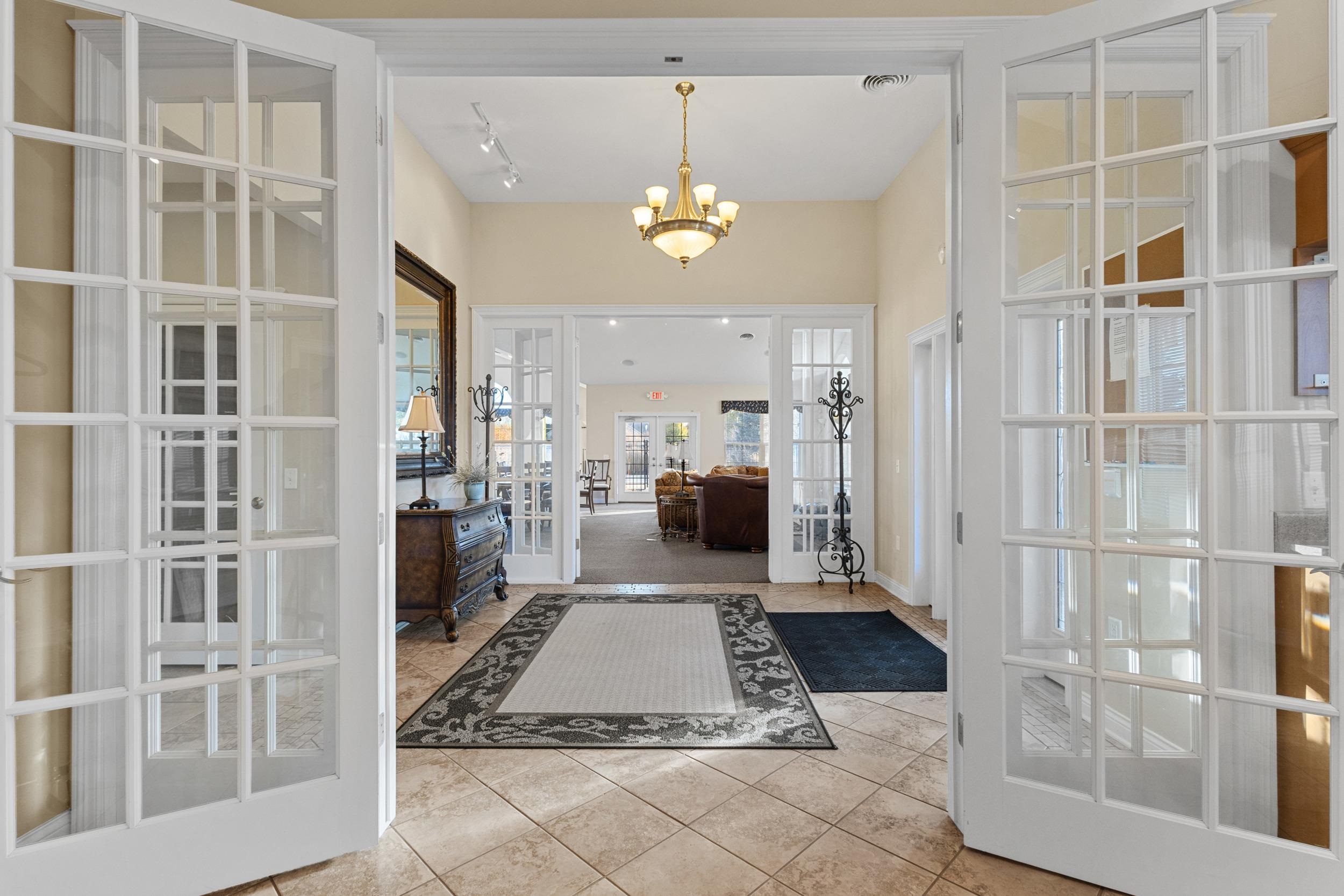 10 Pond View Way