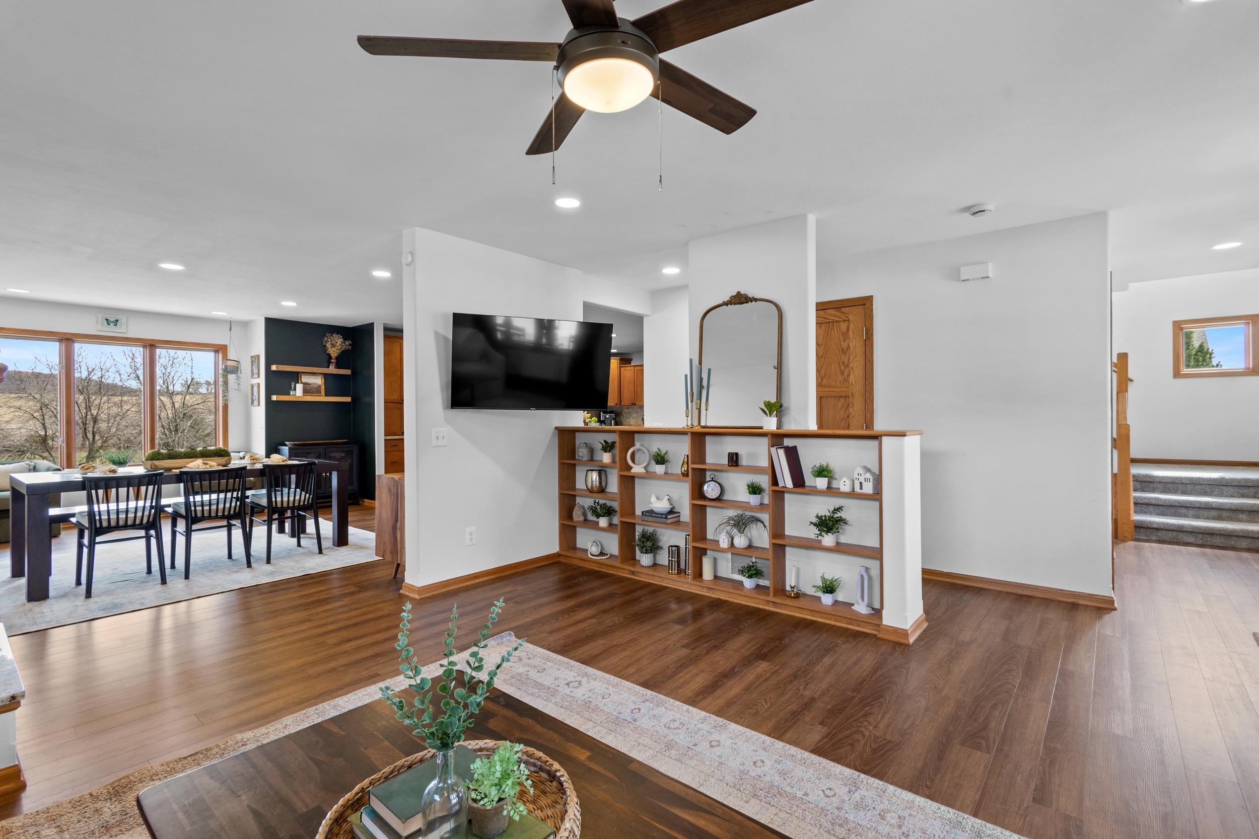 7008 Laufenberg Boulevard