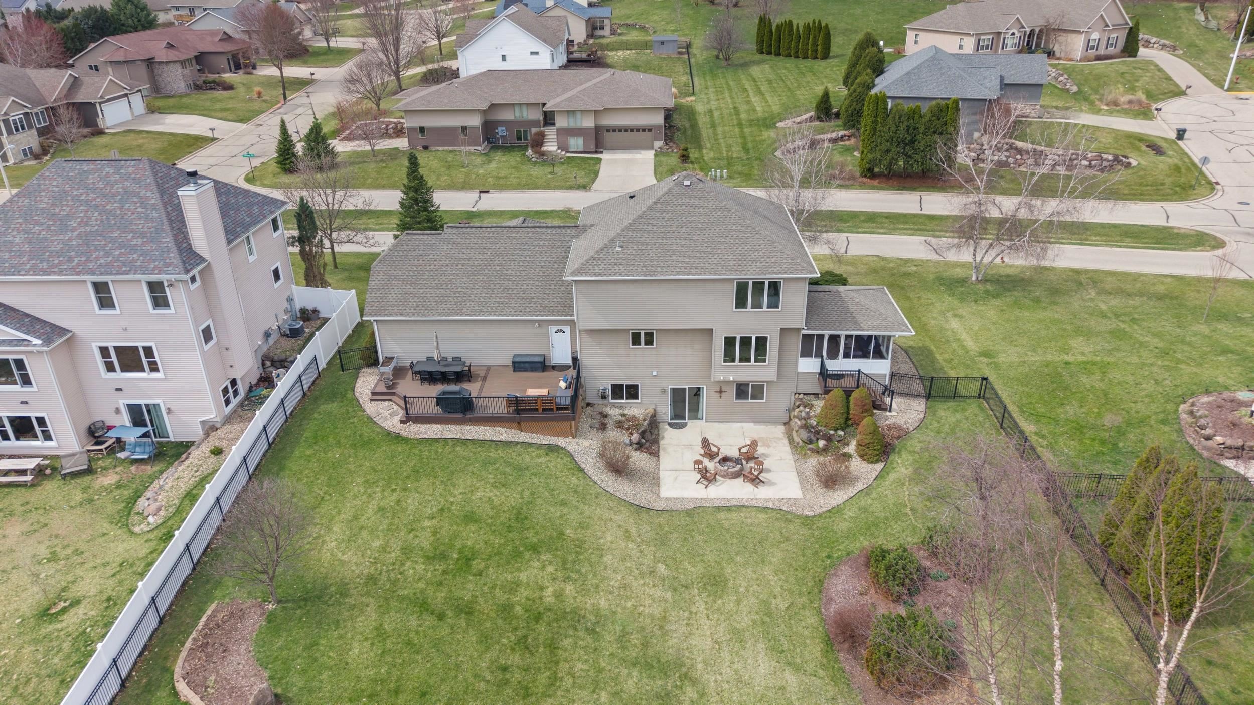 7008 Laufenberg Boulevard