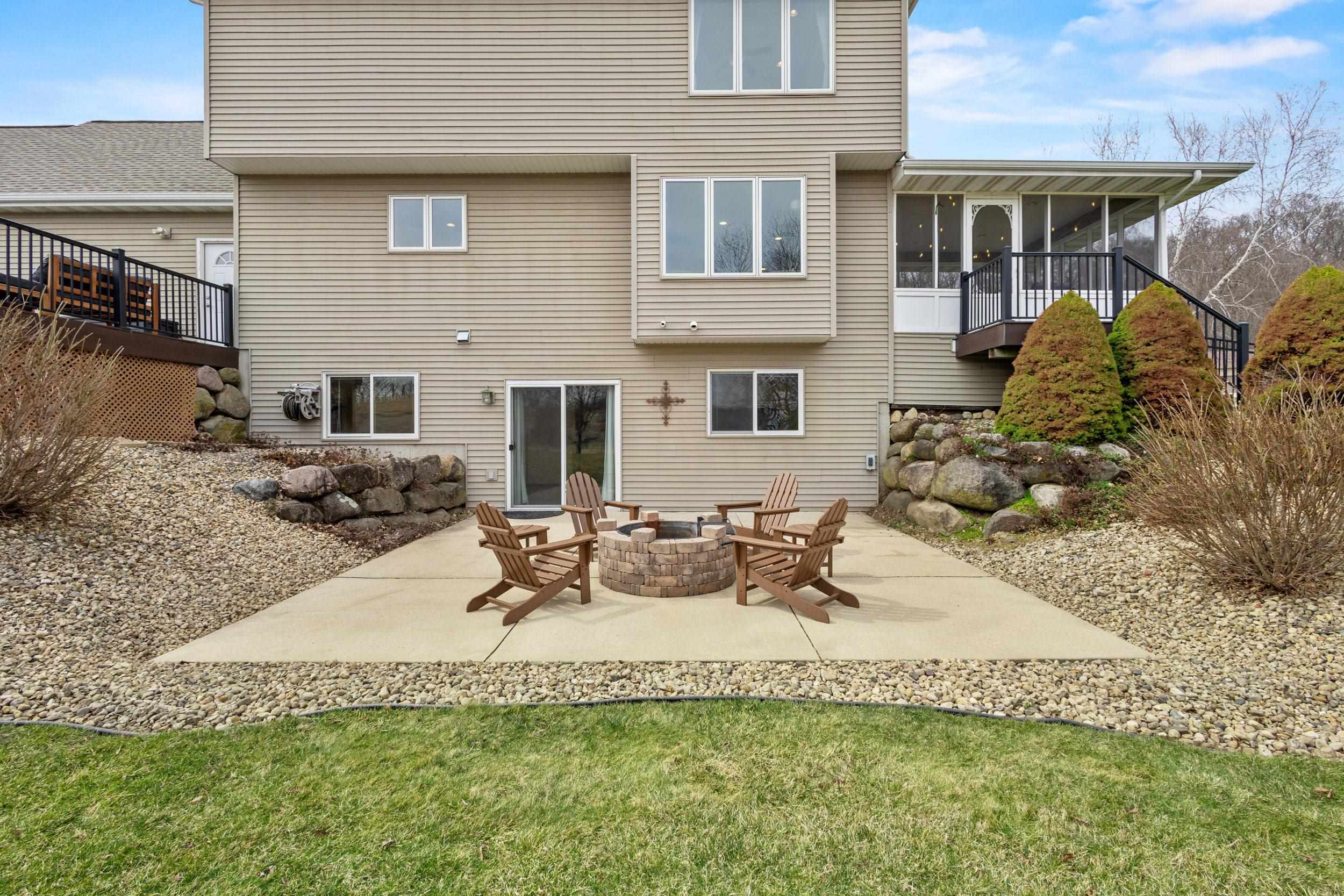 7008 Laufenberg Boulevard