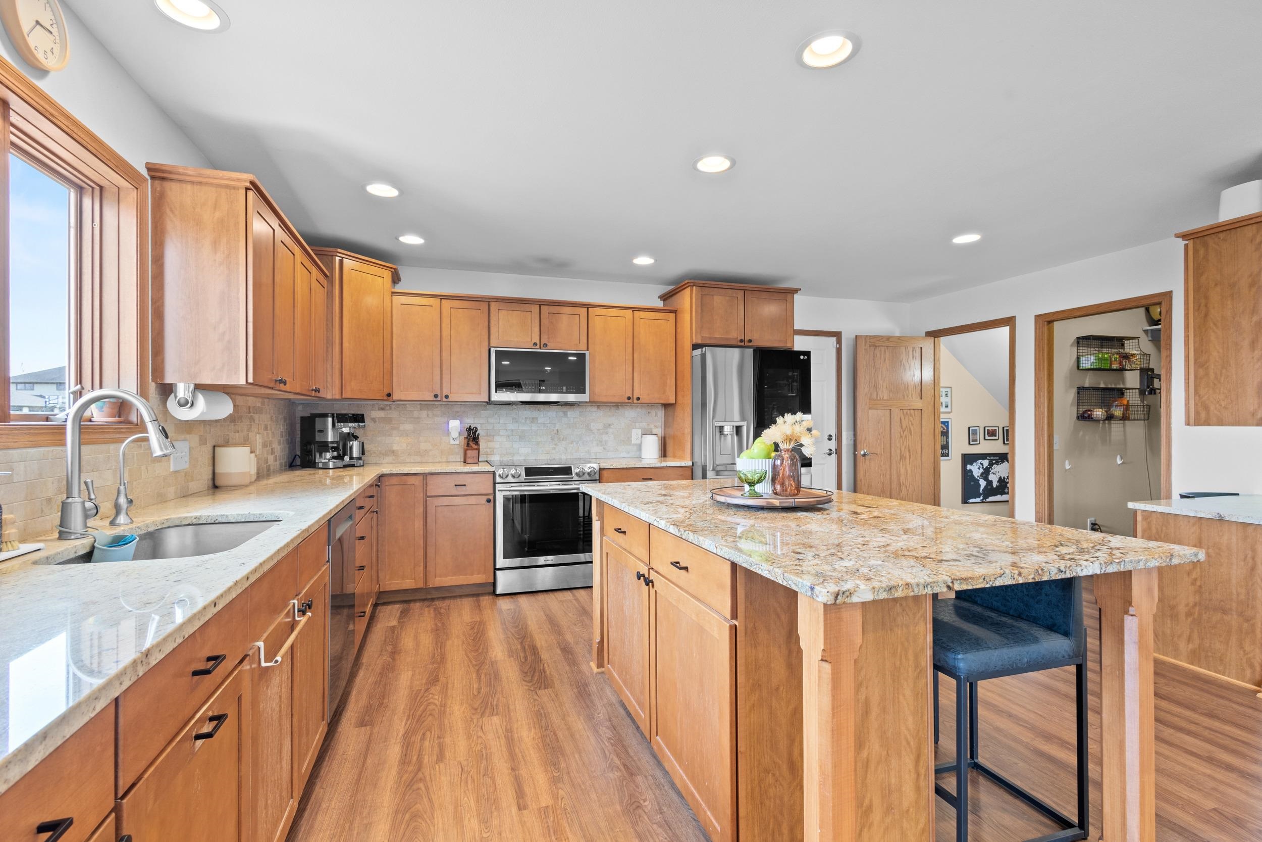 7008 Laufenberg Boulevard