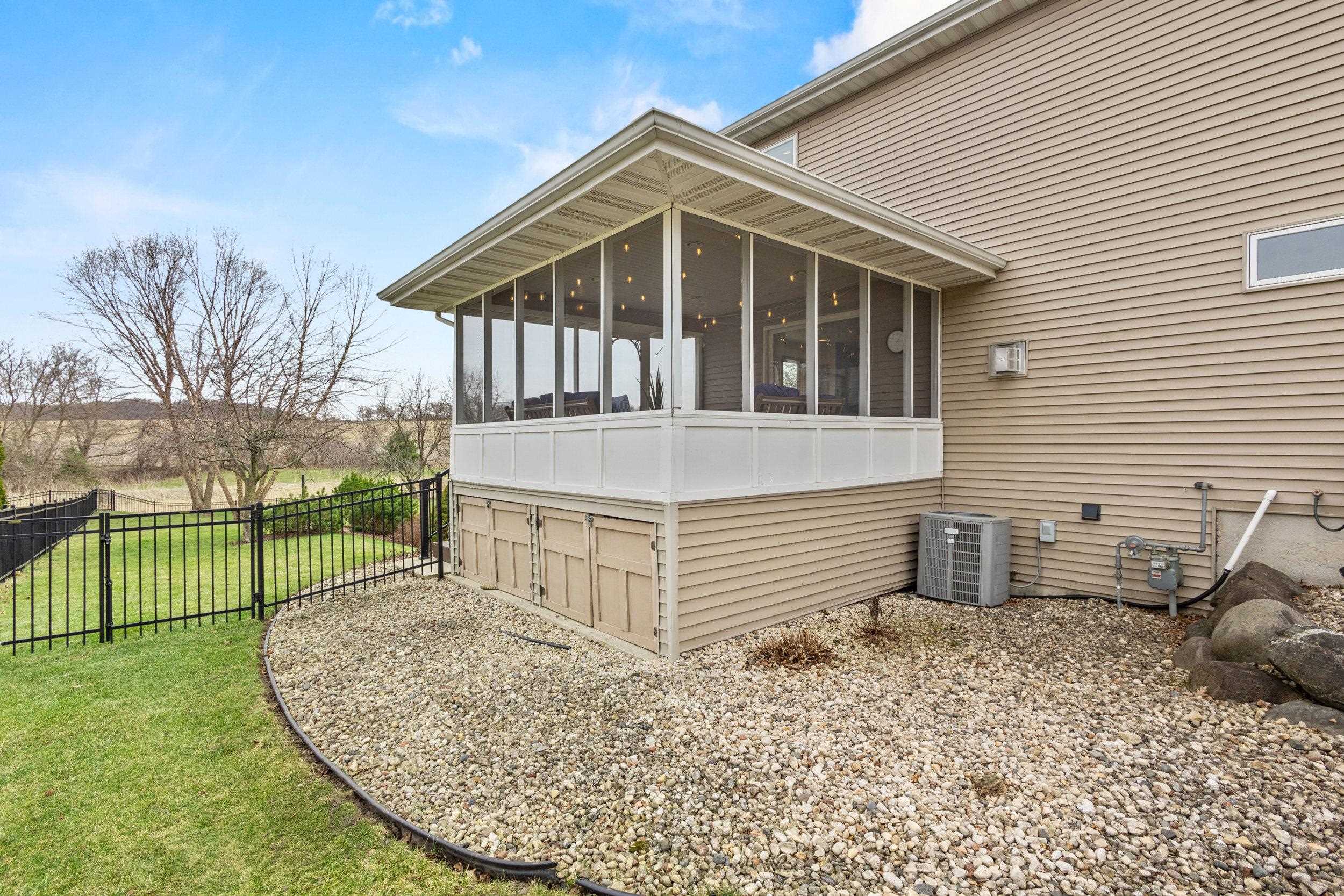 7008 Laufenberg Boulevard