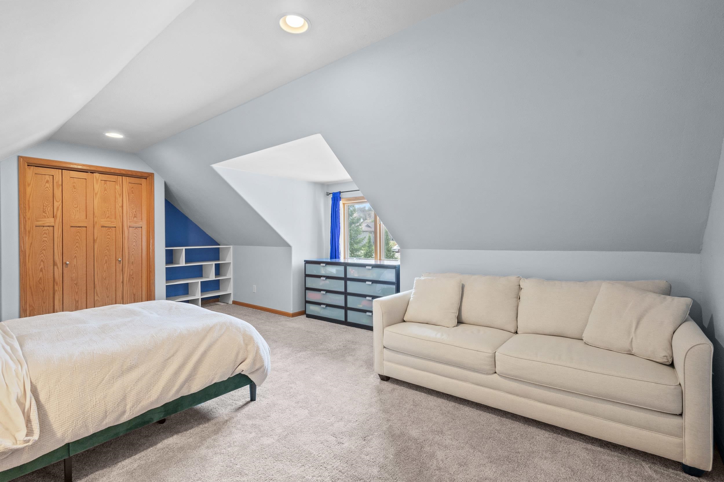 7008 Laufenberg Boulevard