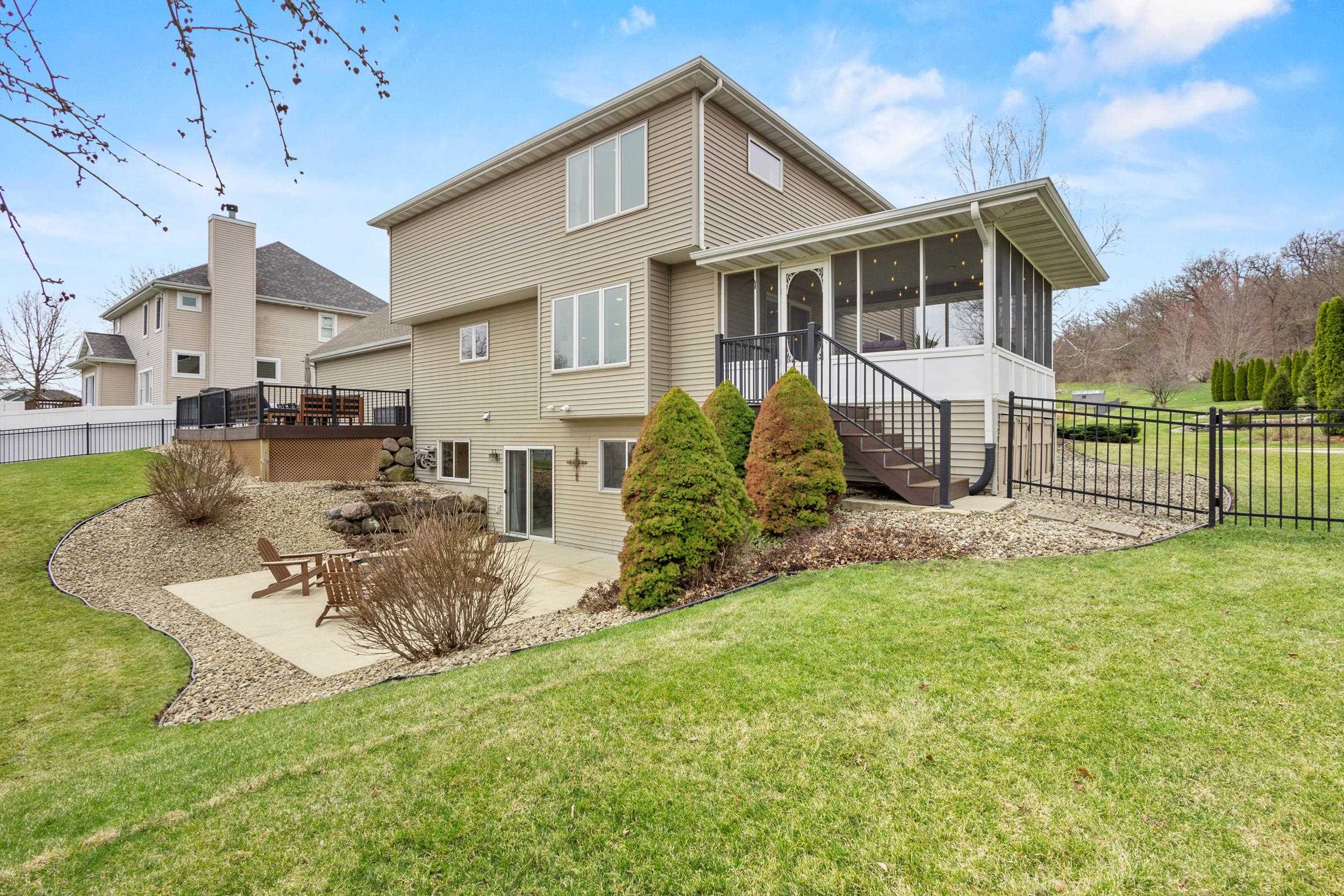 7008 Laufenberg Boulevard