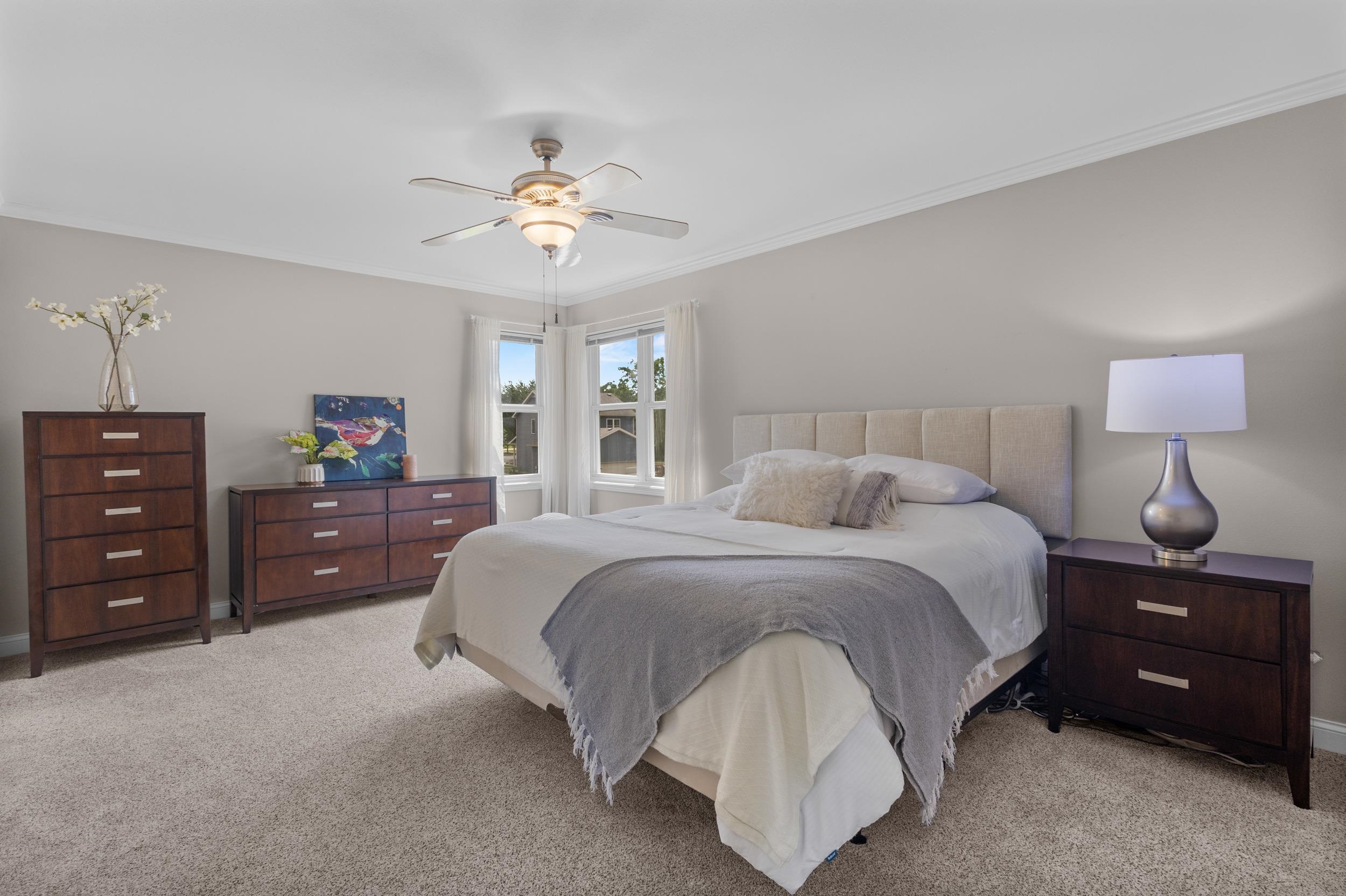 6111 Windmill Way