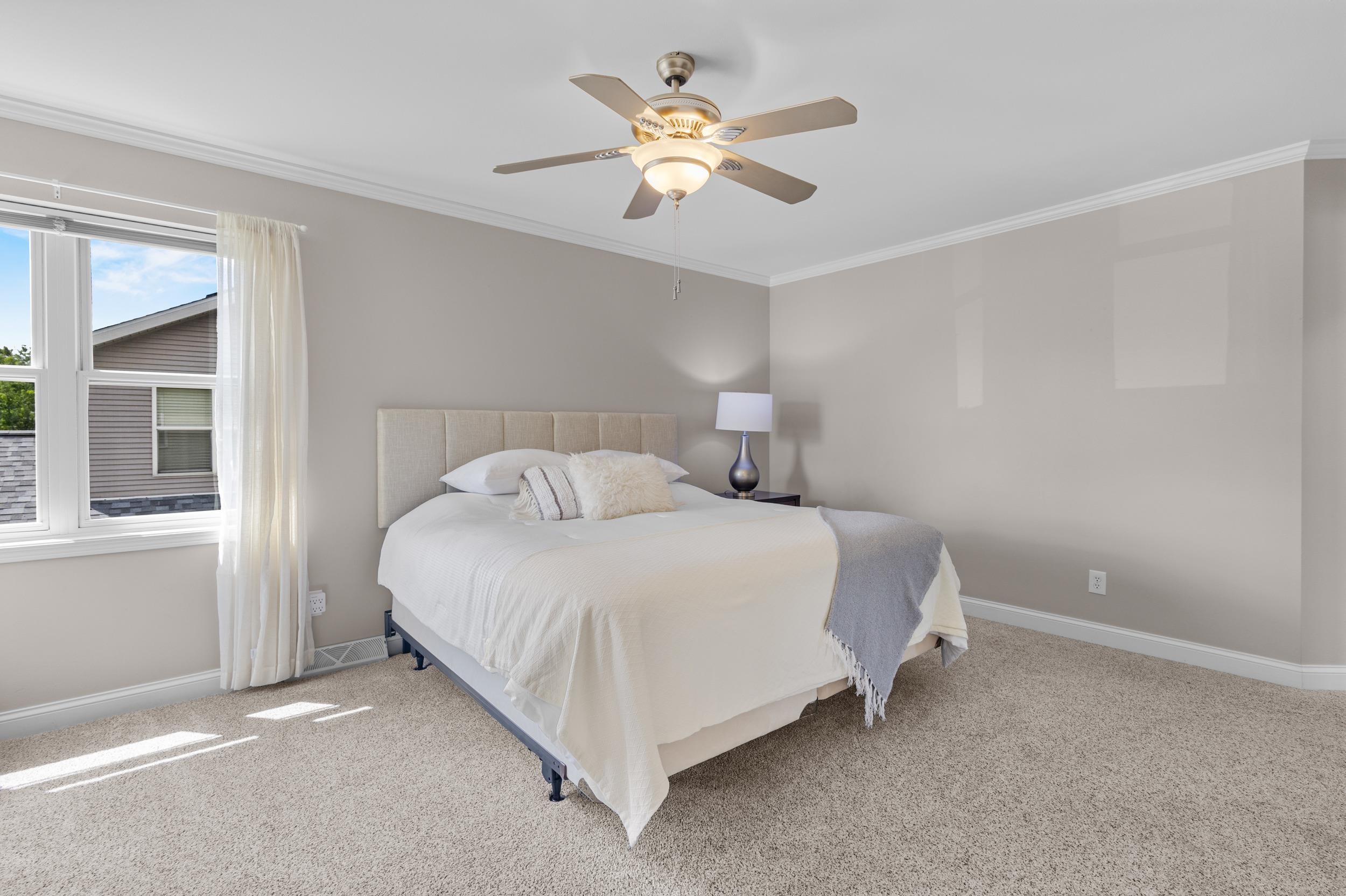 6111 Windmill Way