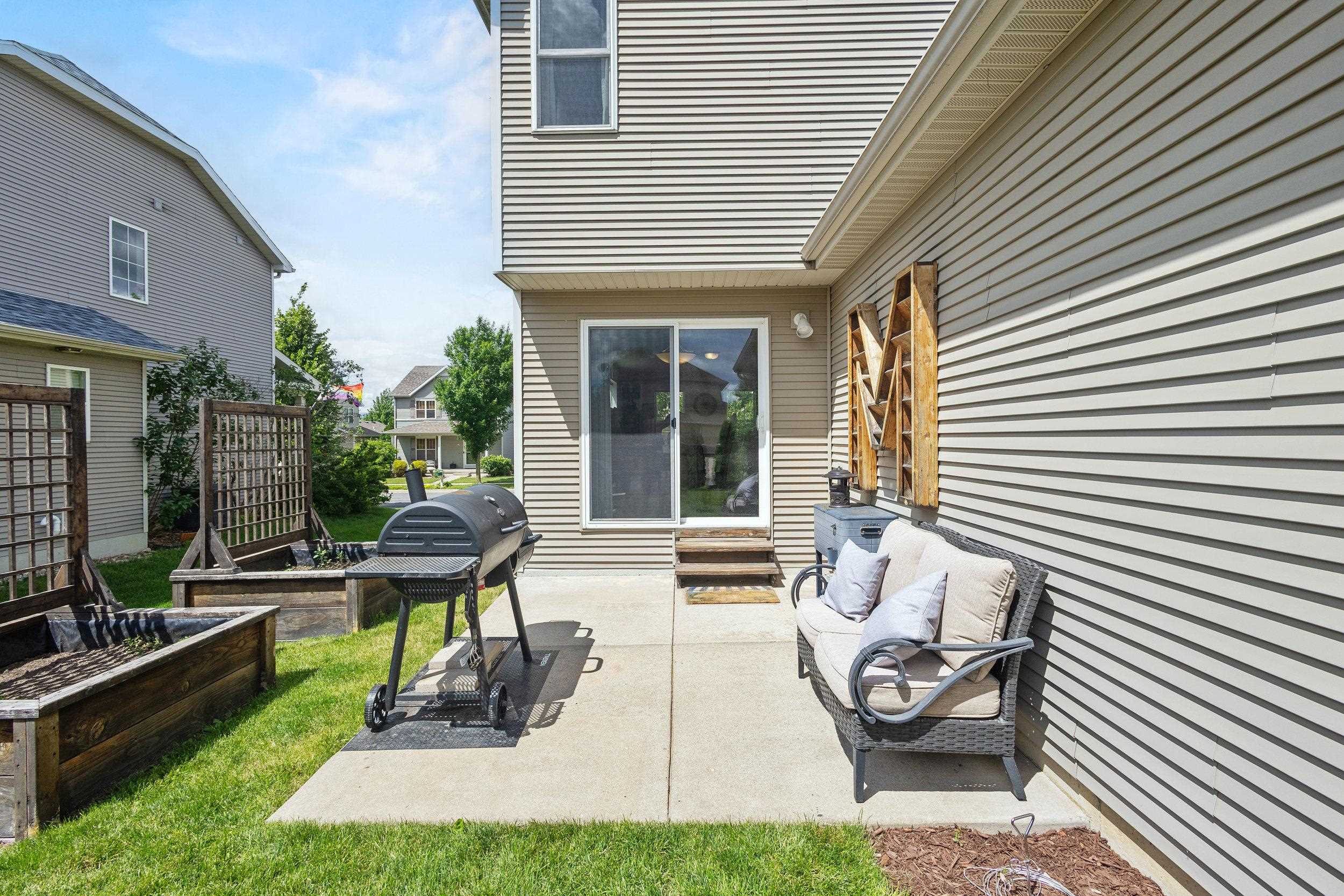 6111 Windmill Way