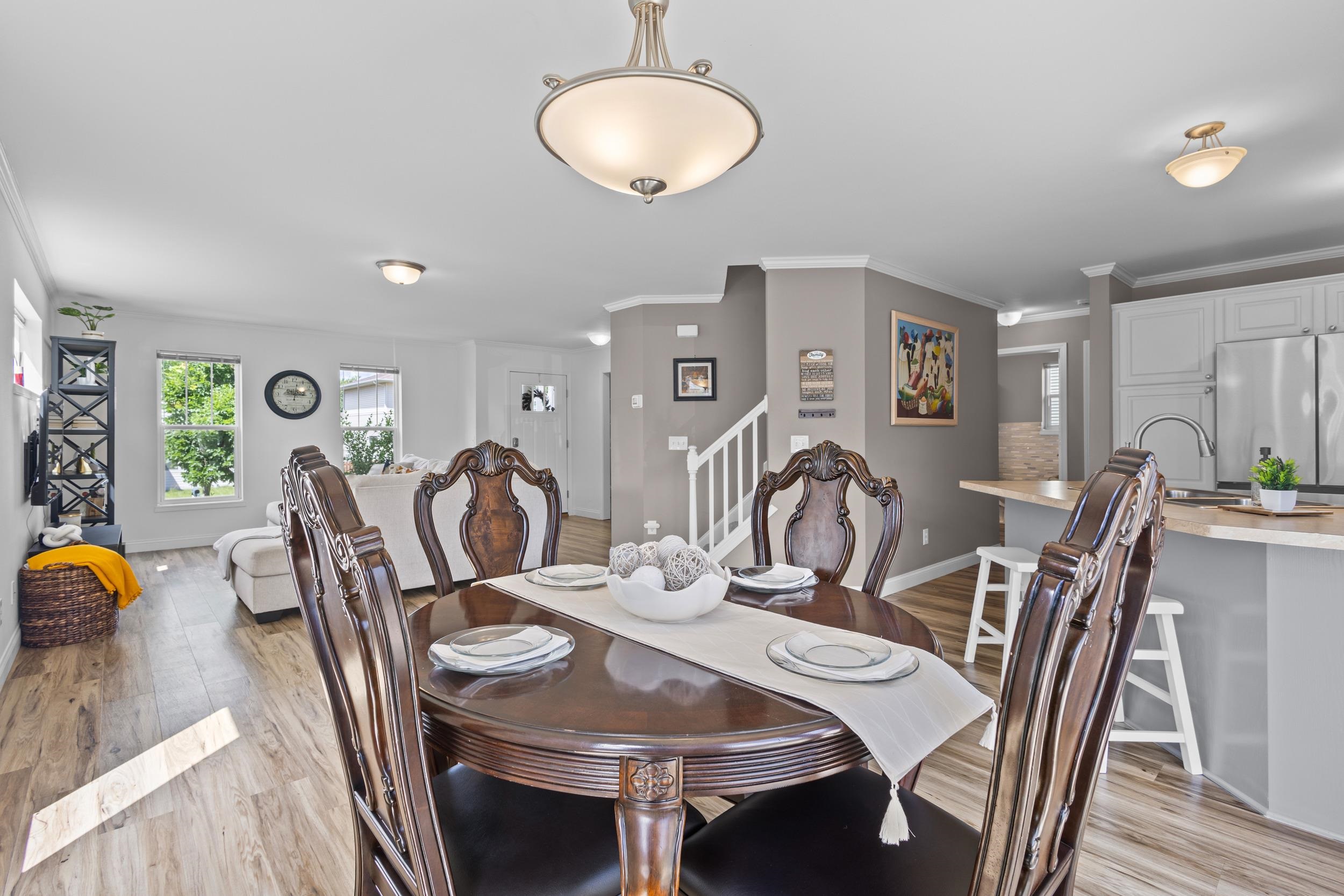 6111 Windmill Way