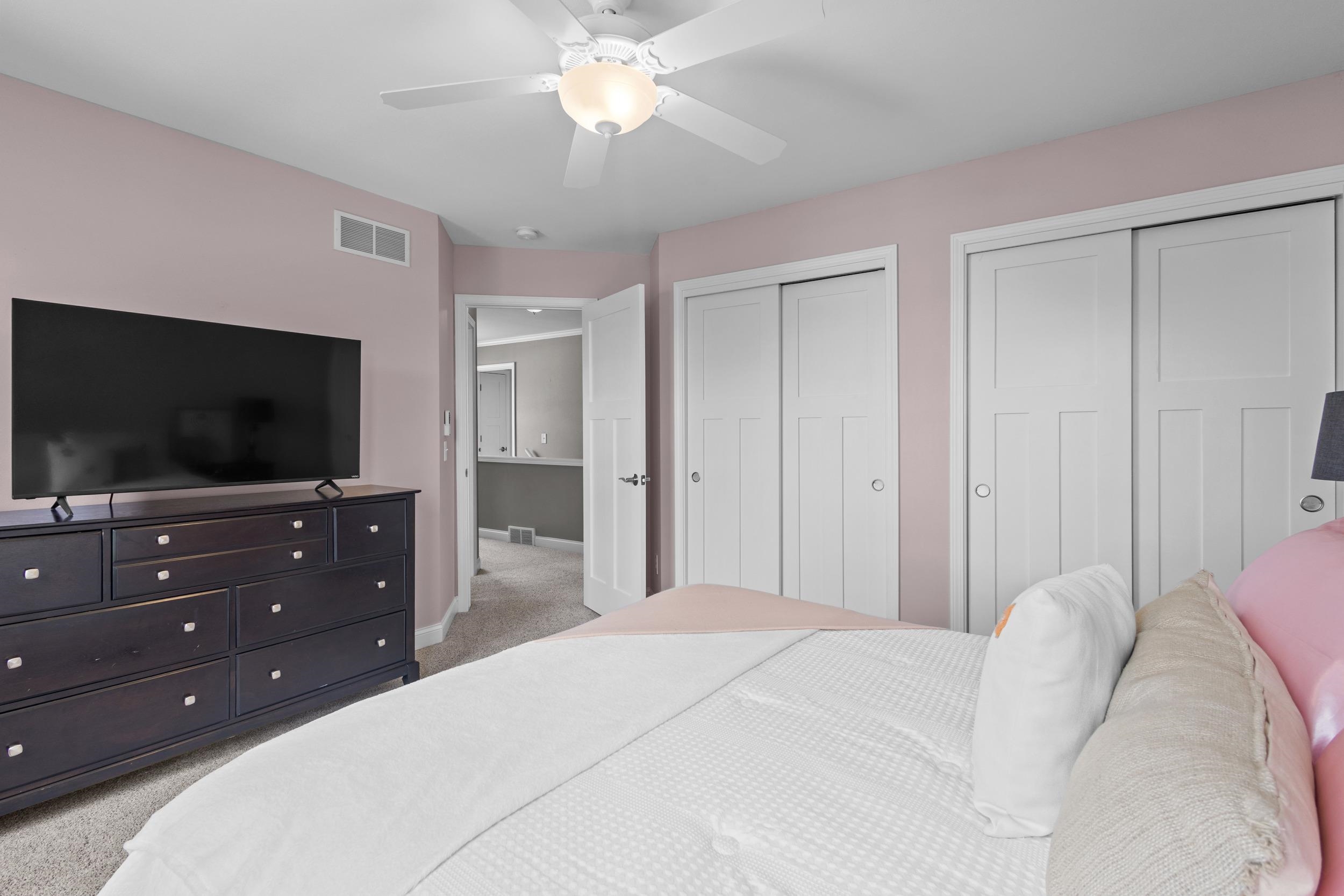 6111 Windmill Way