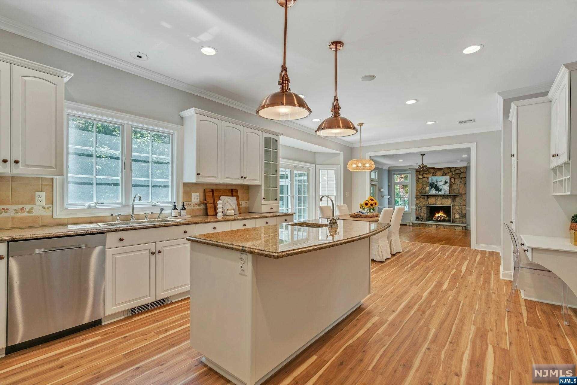 608 Bridle Path