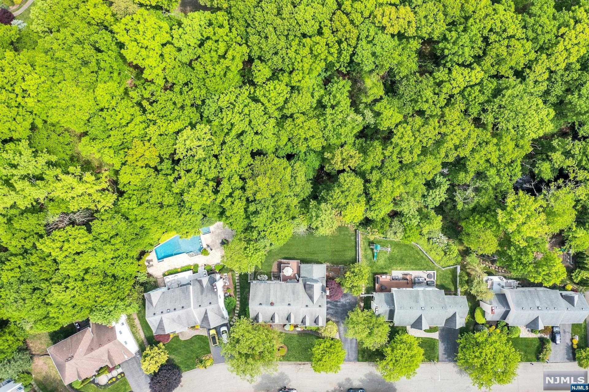 608 Bridle Path