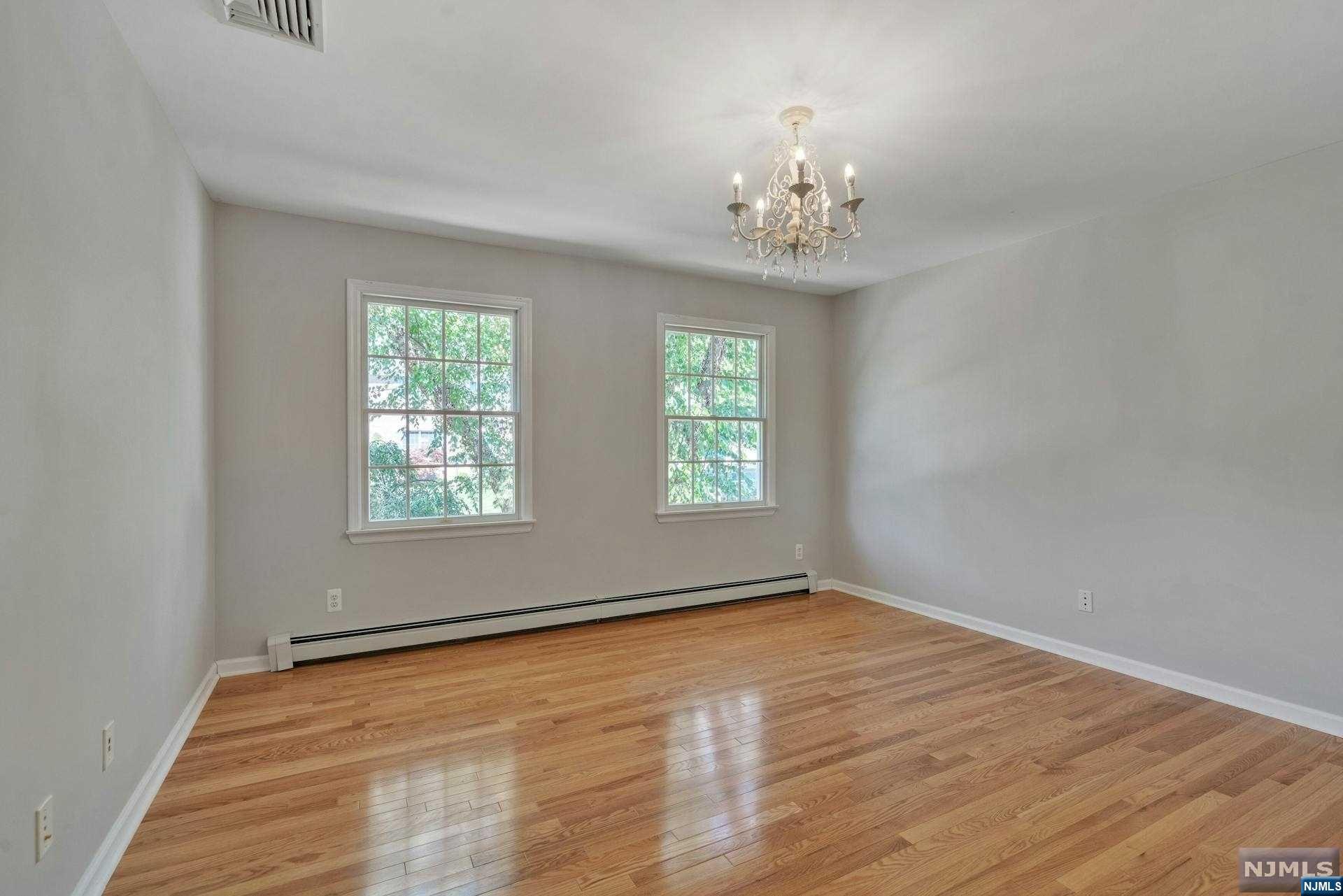 608 Bridle Path
