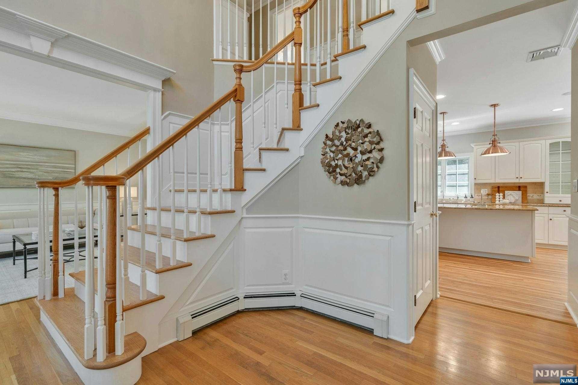608 Bridle Path