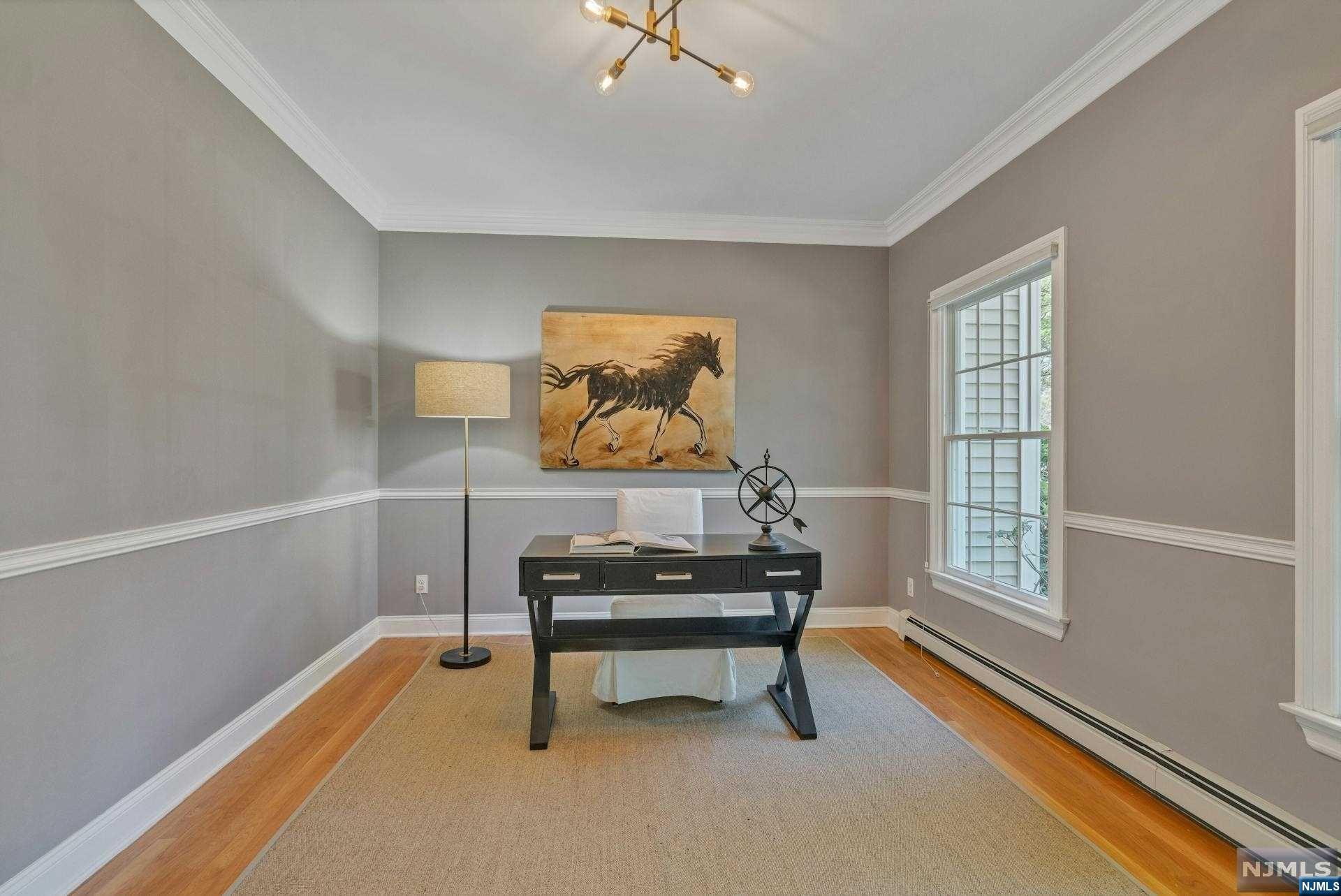 608 Bridle Path