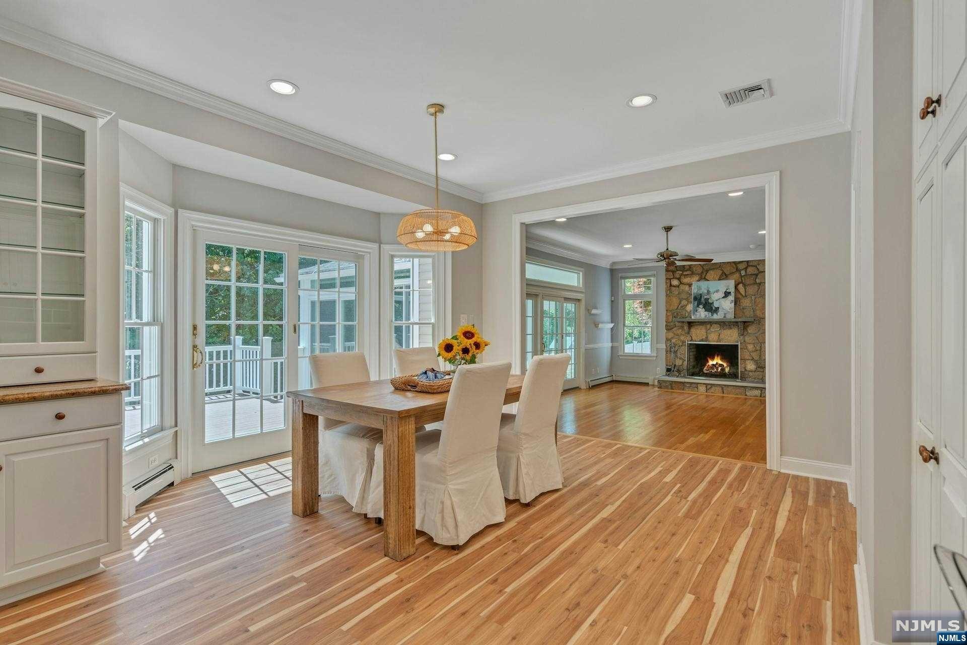 608 Bridle Path