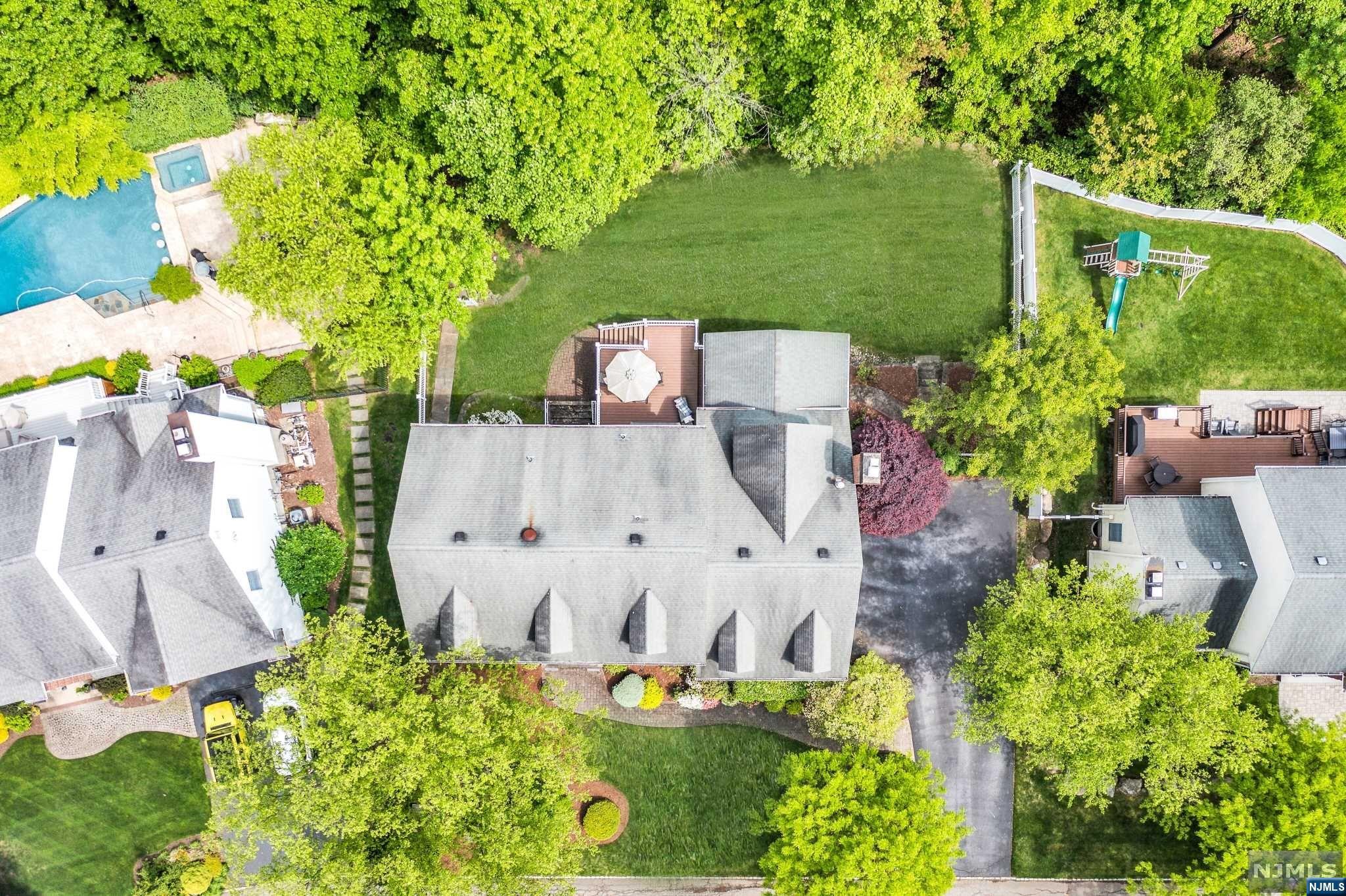 608 Bridle Path