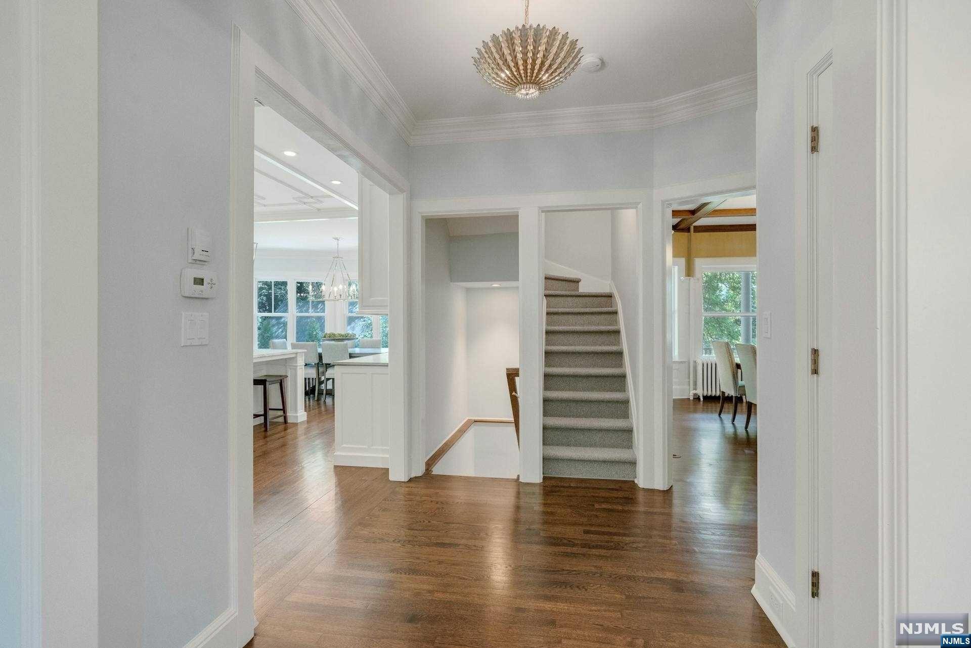 229 Heights Road