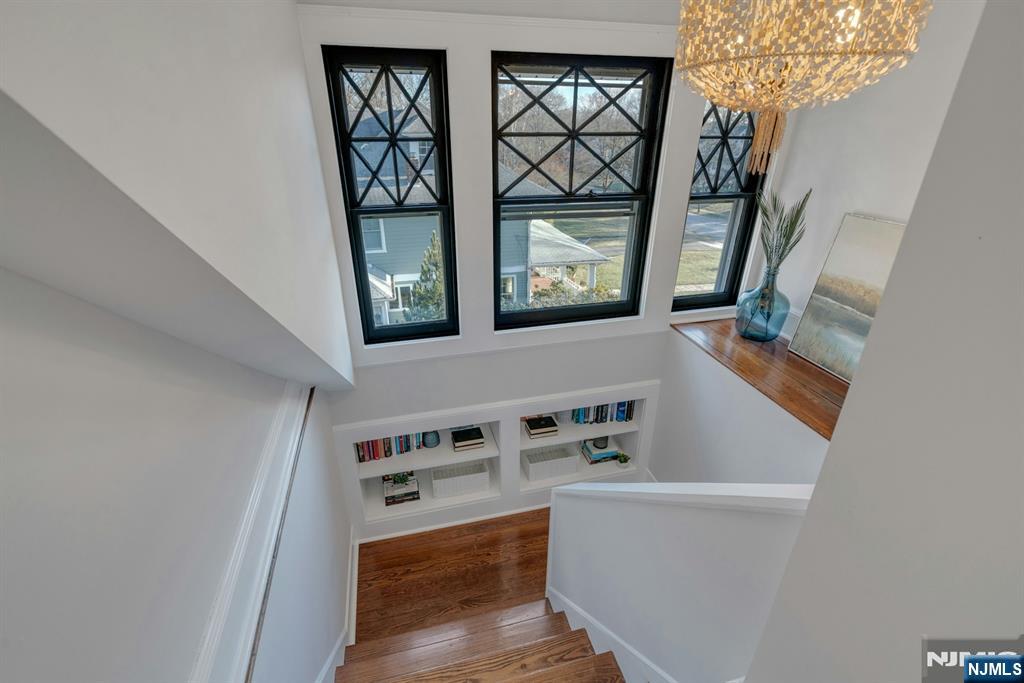 295 Orchard Place