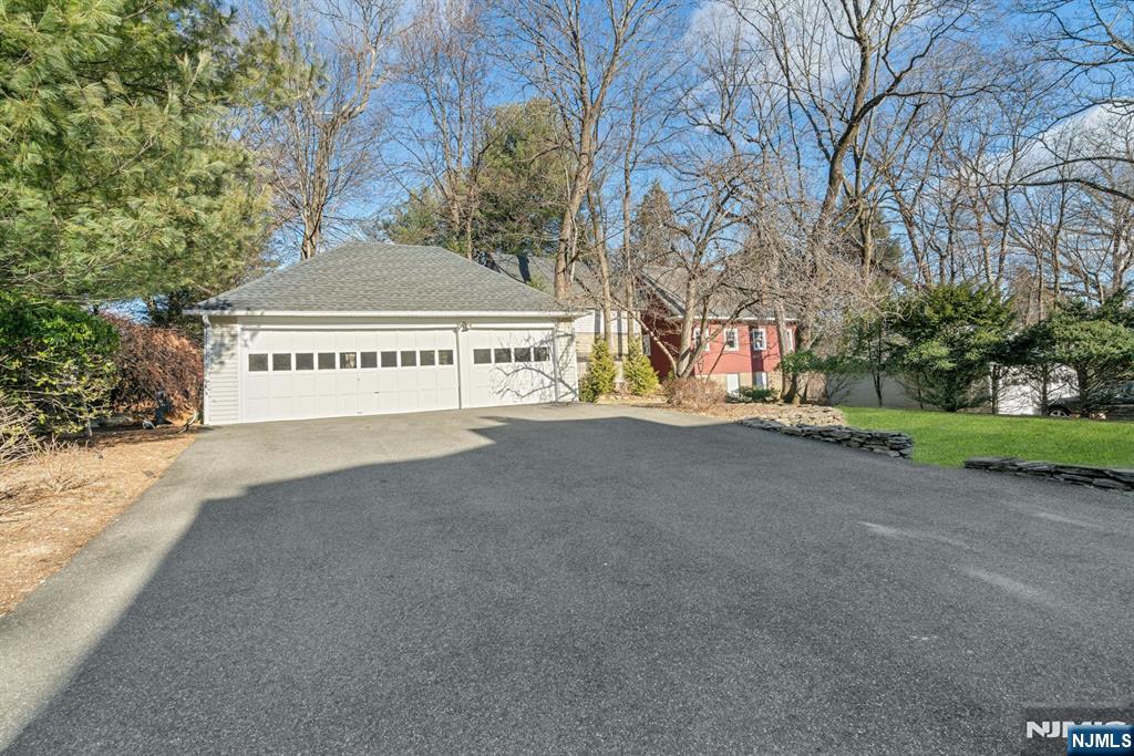 295 Orchard Place