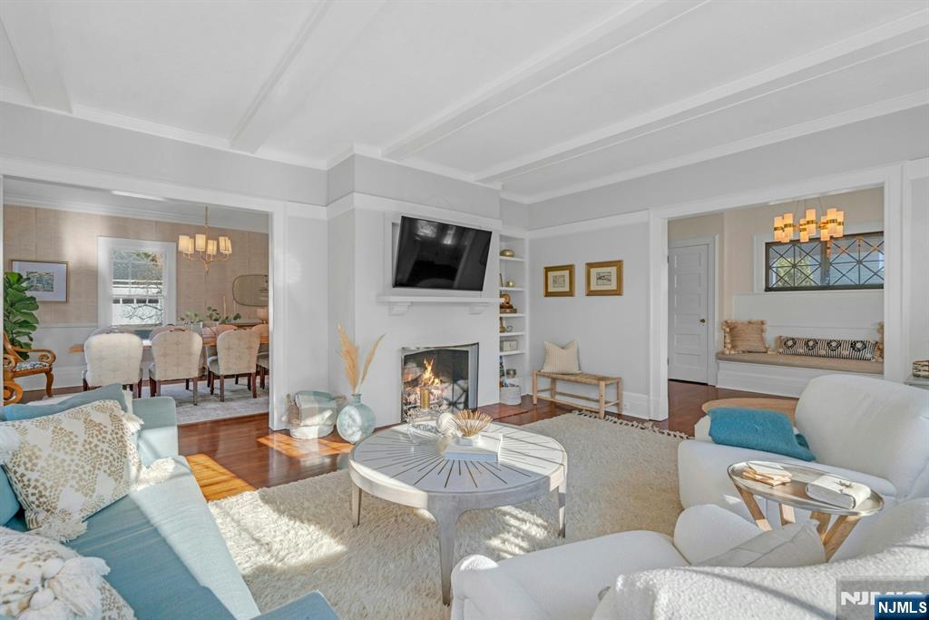 295 Orchard Place