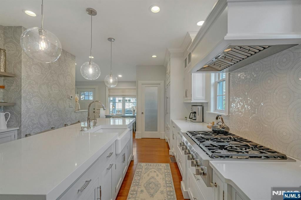 295 Orchard Place