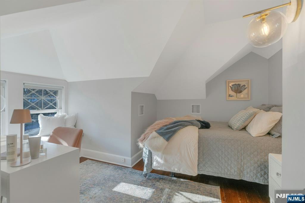295 Orchard Place