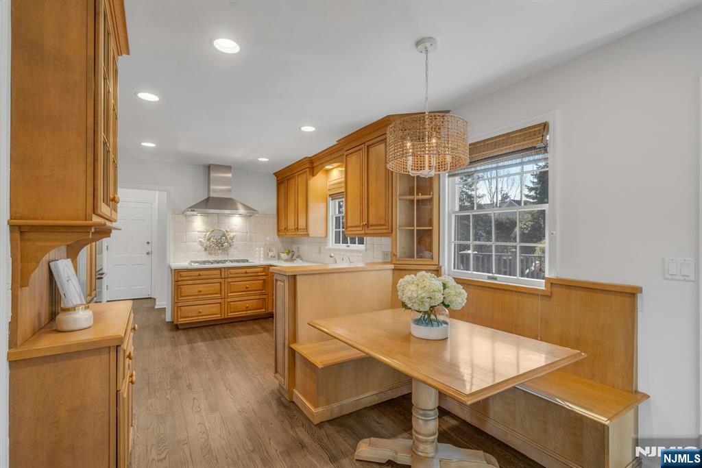 122 Crest Road