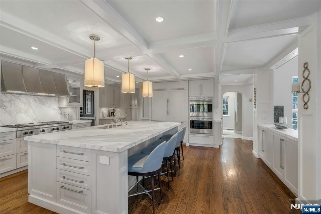 202 Crest Road
