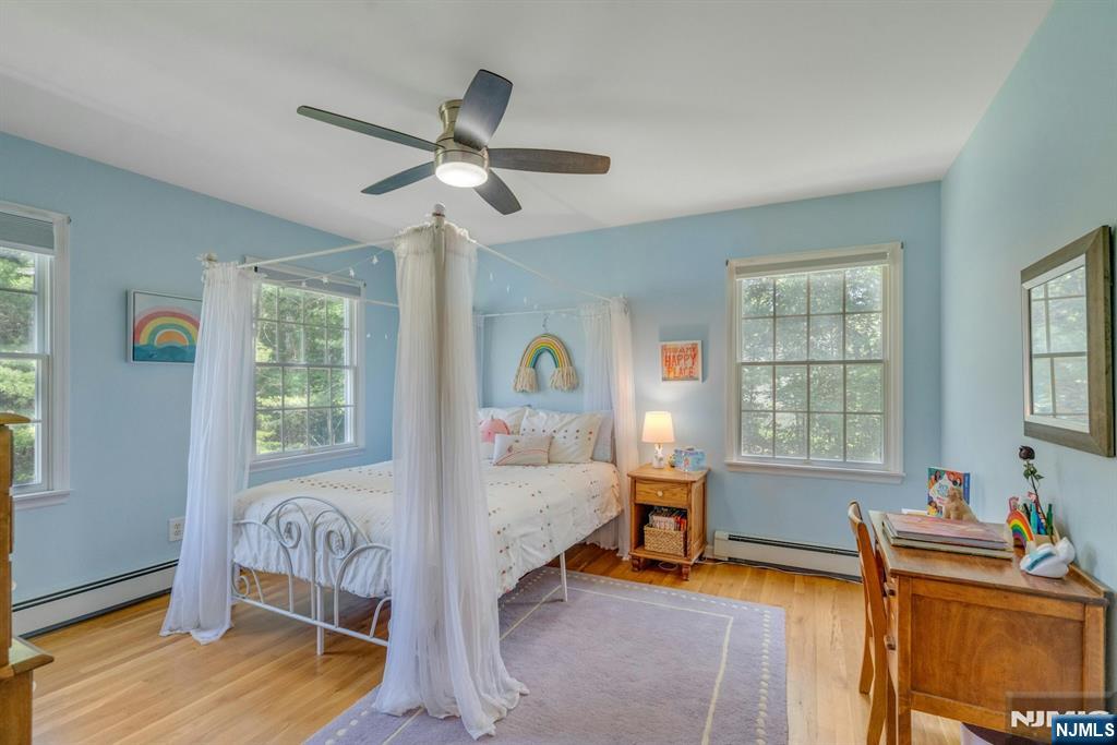 33 Walton Avenue