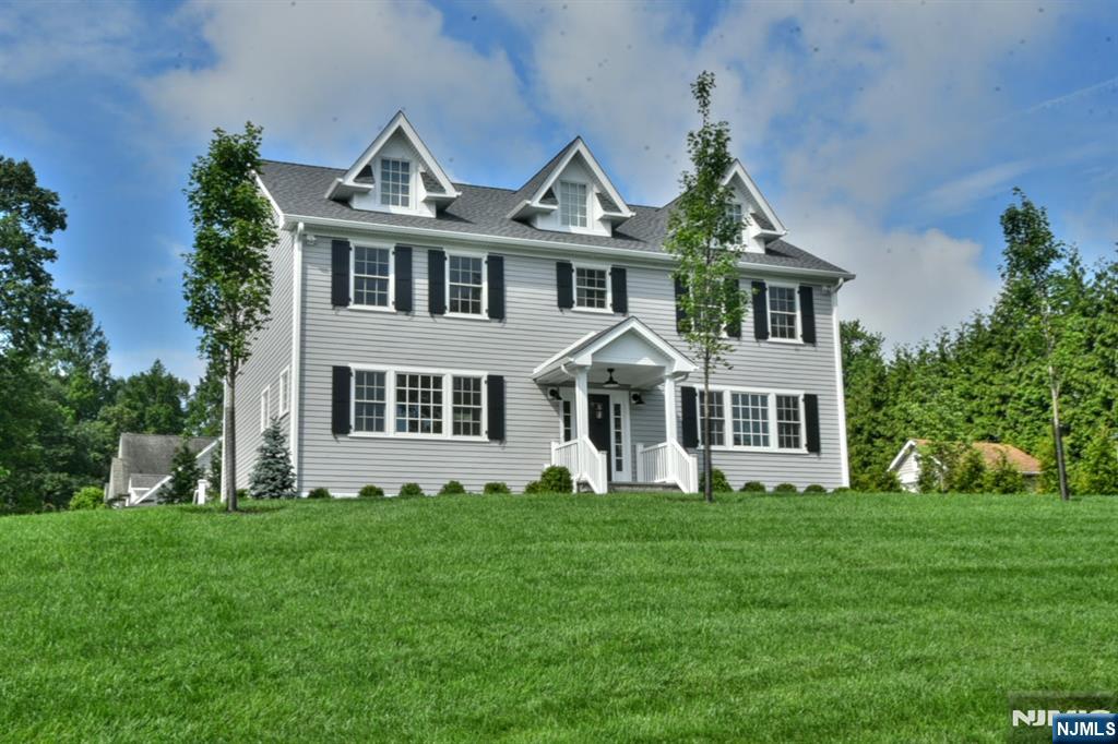 201 Hillside Avenue