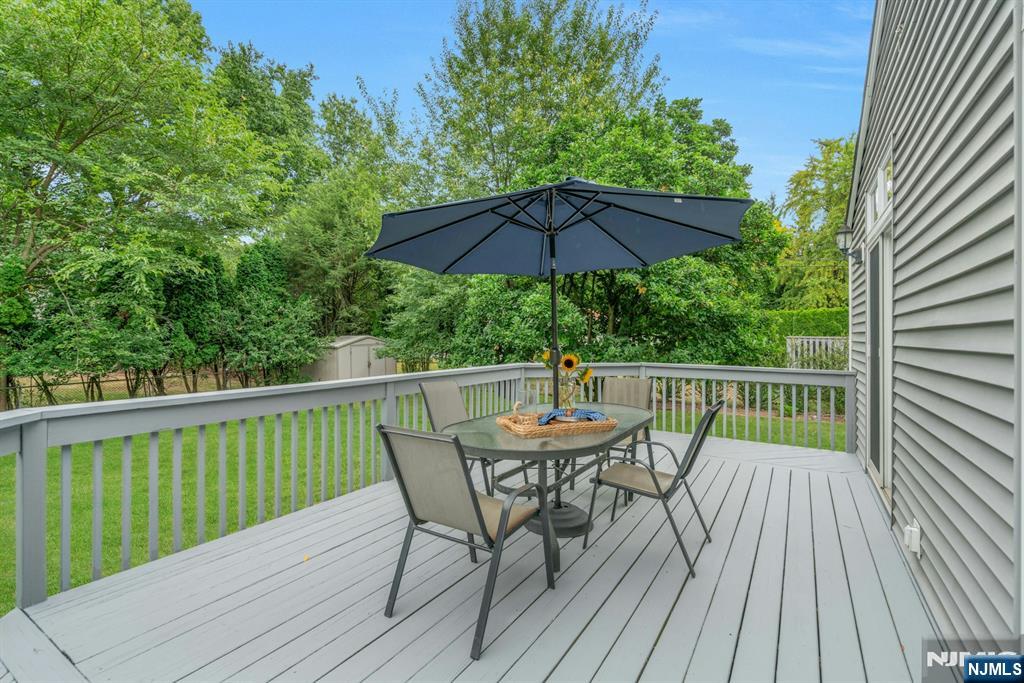 39 Pershing Place