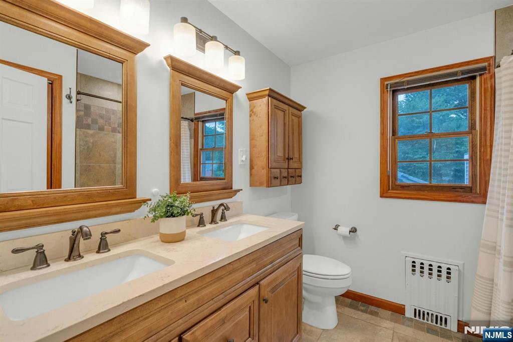 39 Pershing Place